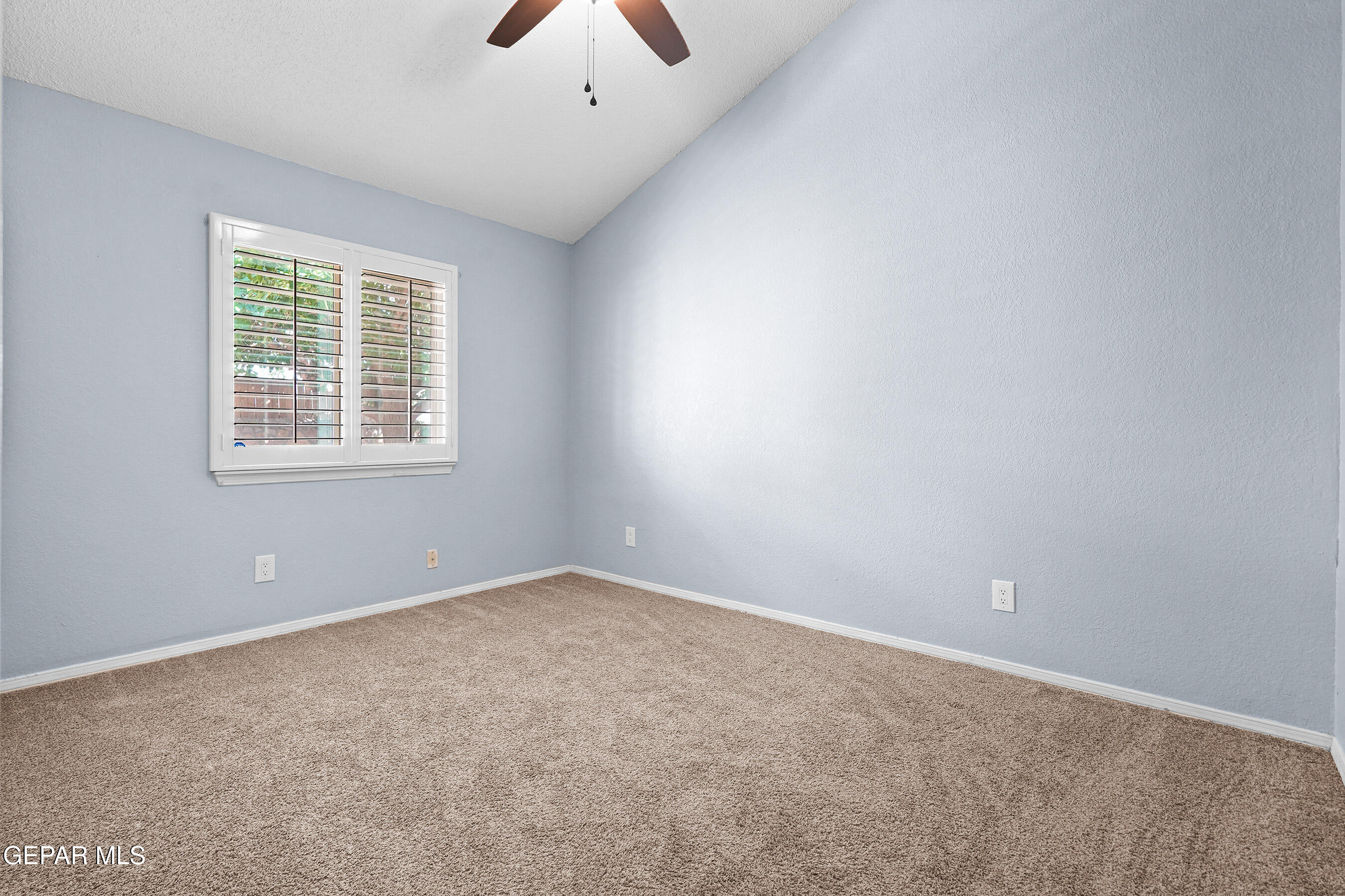 10900 ERNIE BANKS Drive