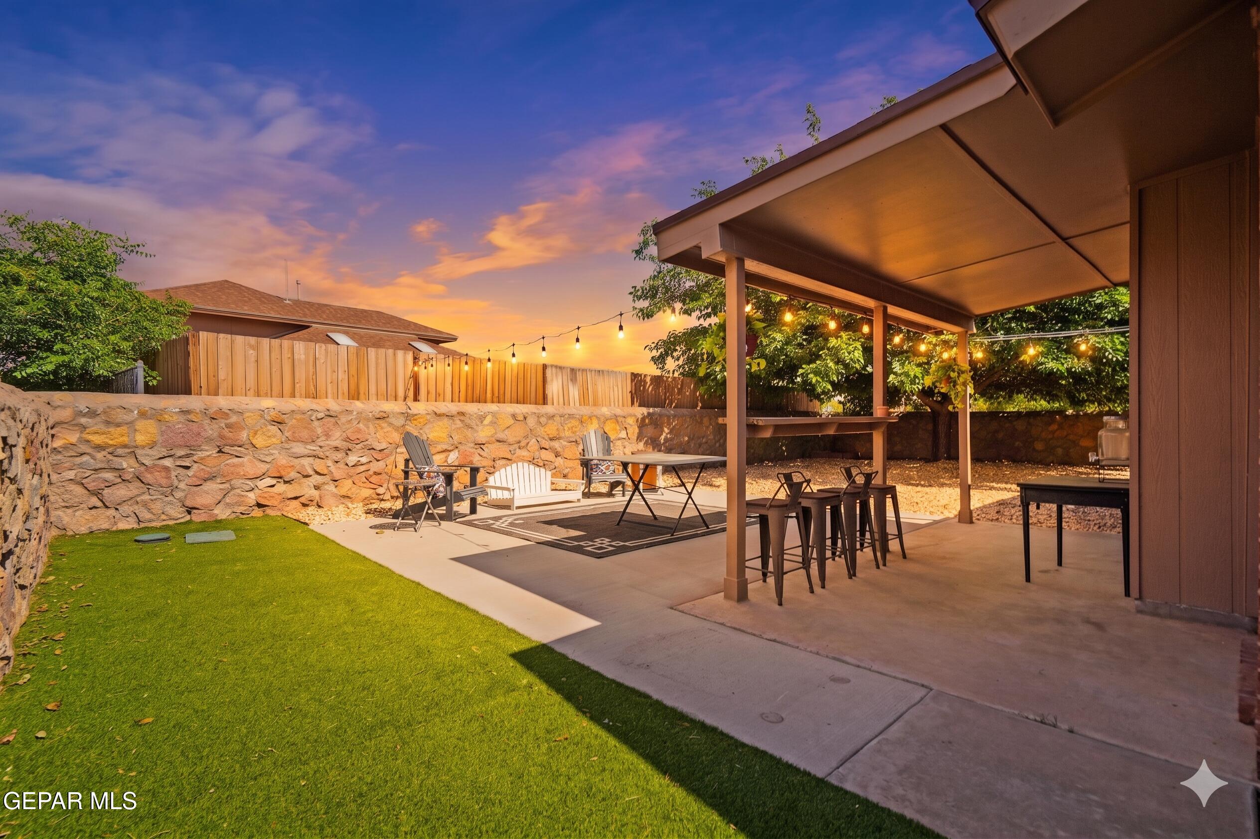 10900 ERNIE BANKS Drive