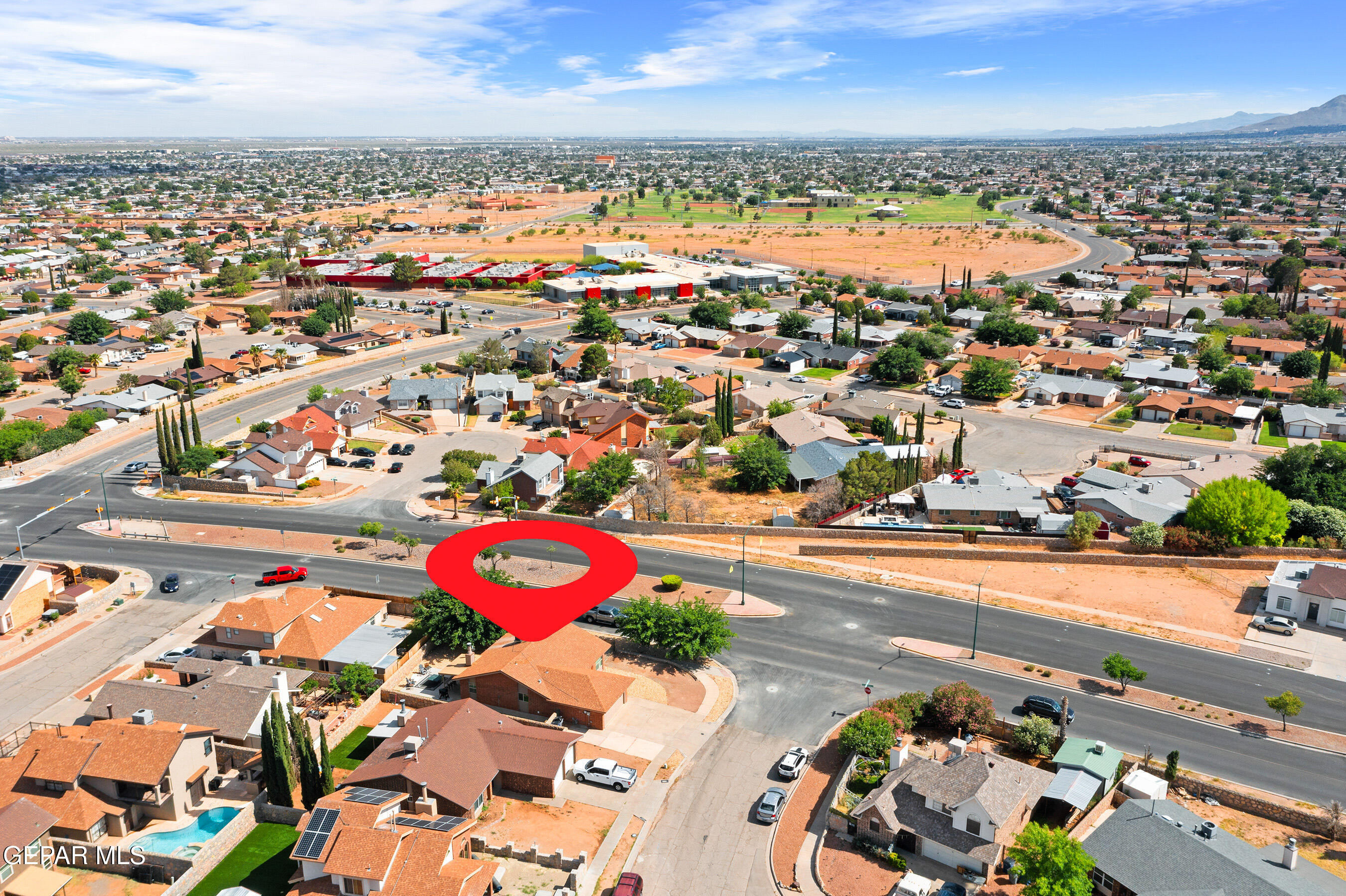 10900 ERNIE BANKS Drive