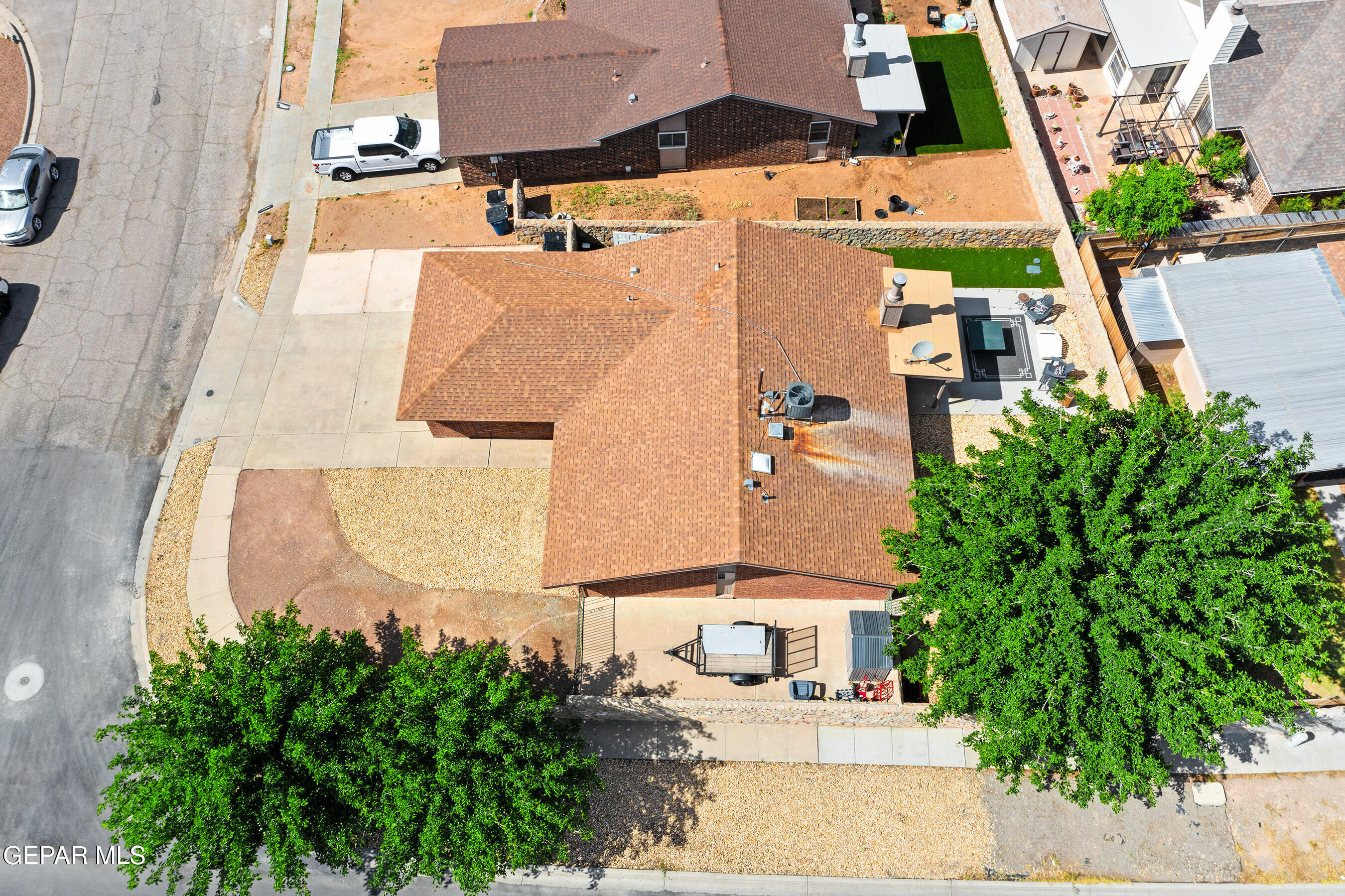 10900 ERNIE BANKS Drive