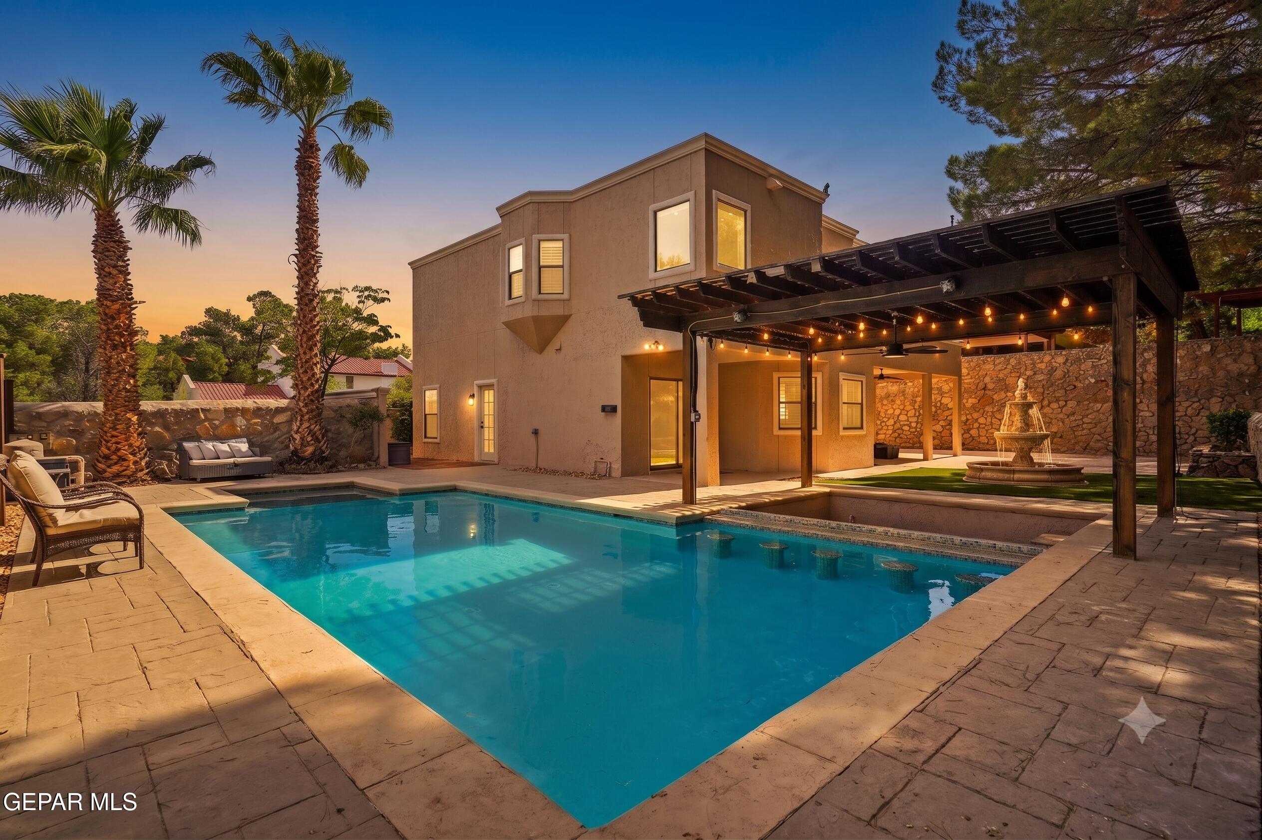 845 CRESTA ALTA Drive