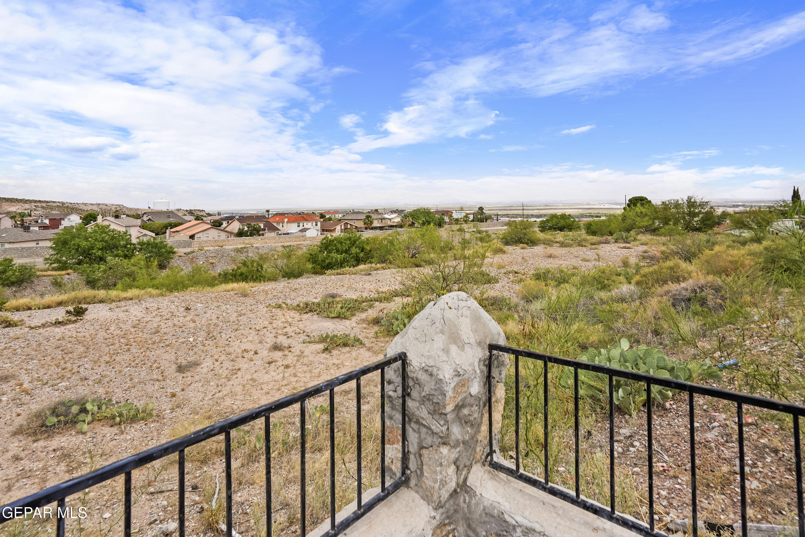 3245 MOUNTAIN RIDGE Drive