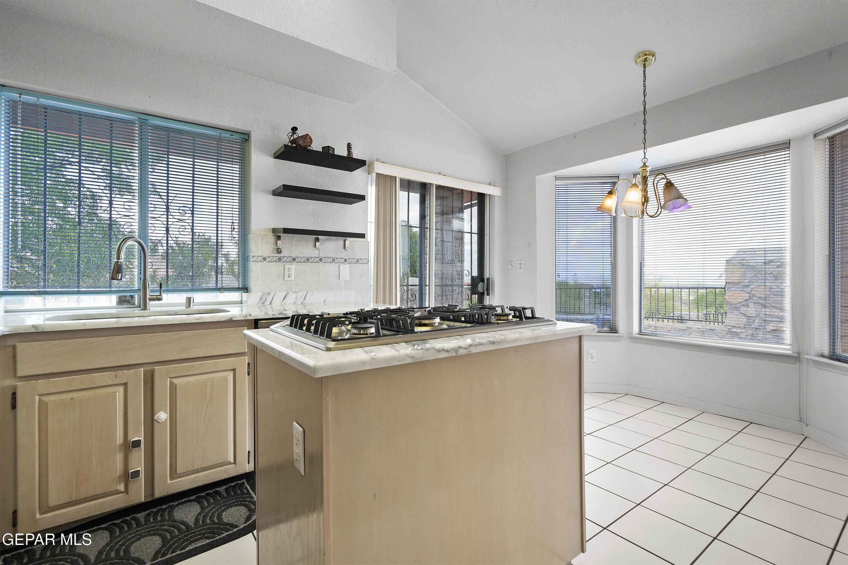 3245 MOUNTAIN RIDGE Drive