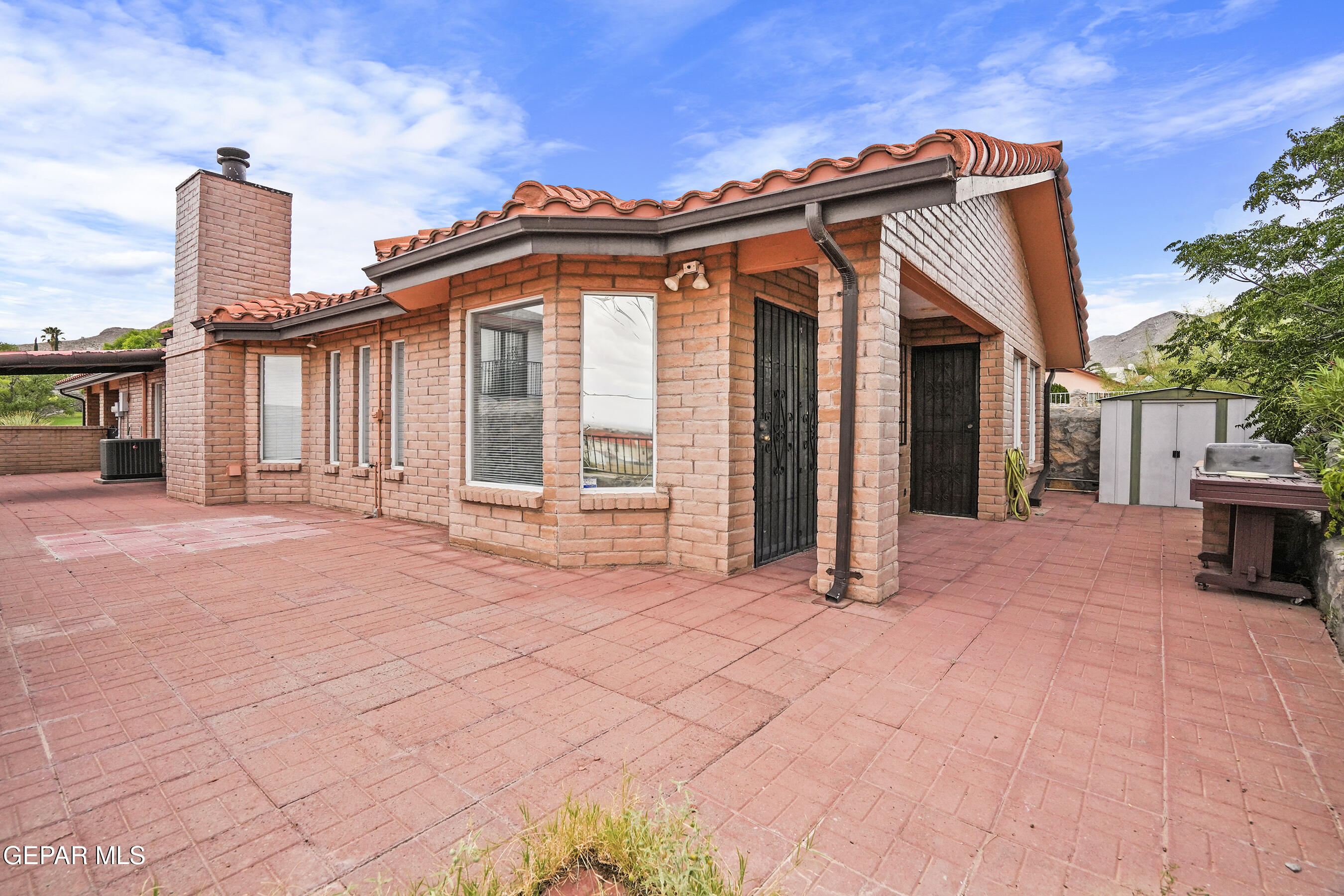 3245 MOUNTAIN RIDGE Drive