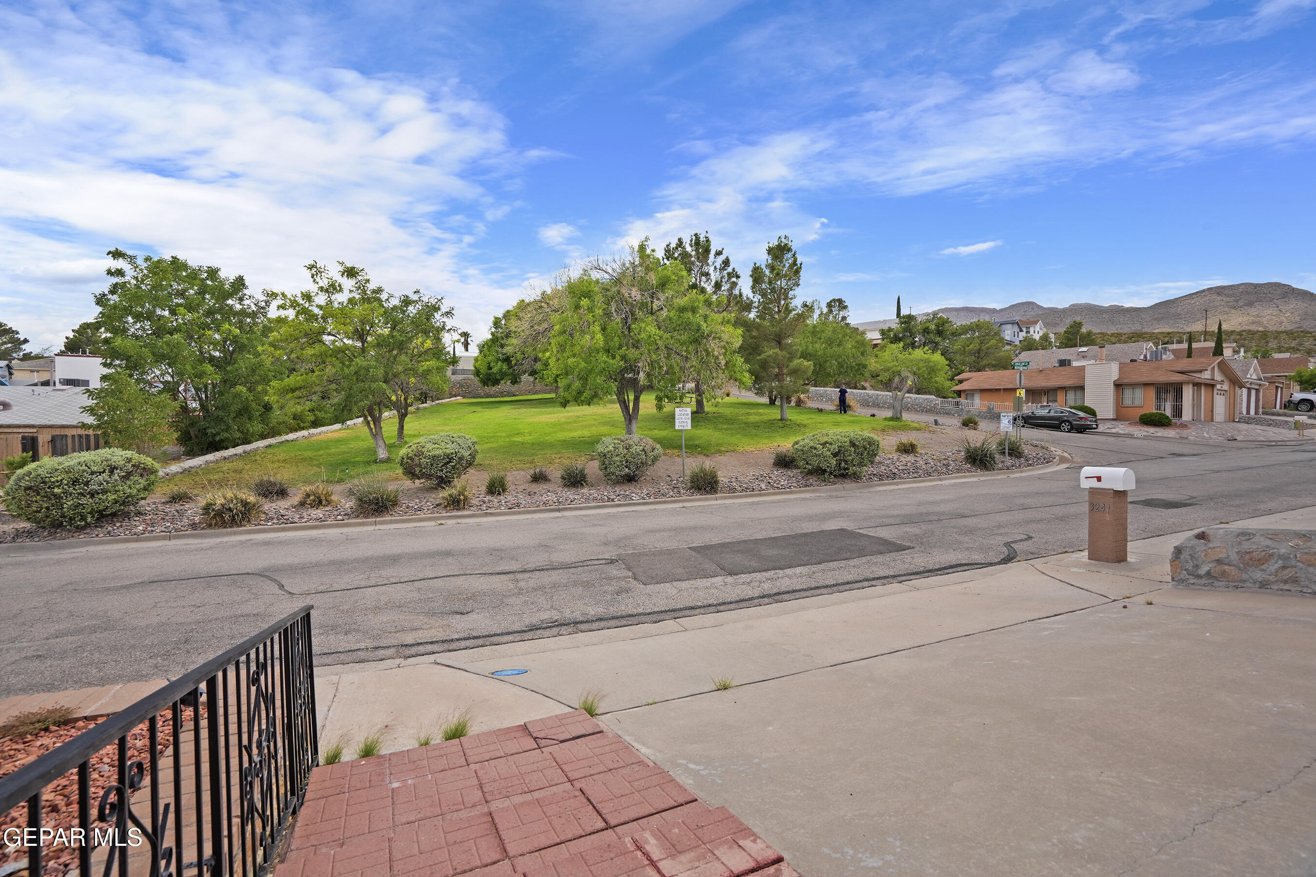 3245 MOUNTAIN RIDGE Drive