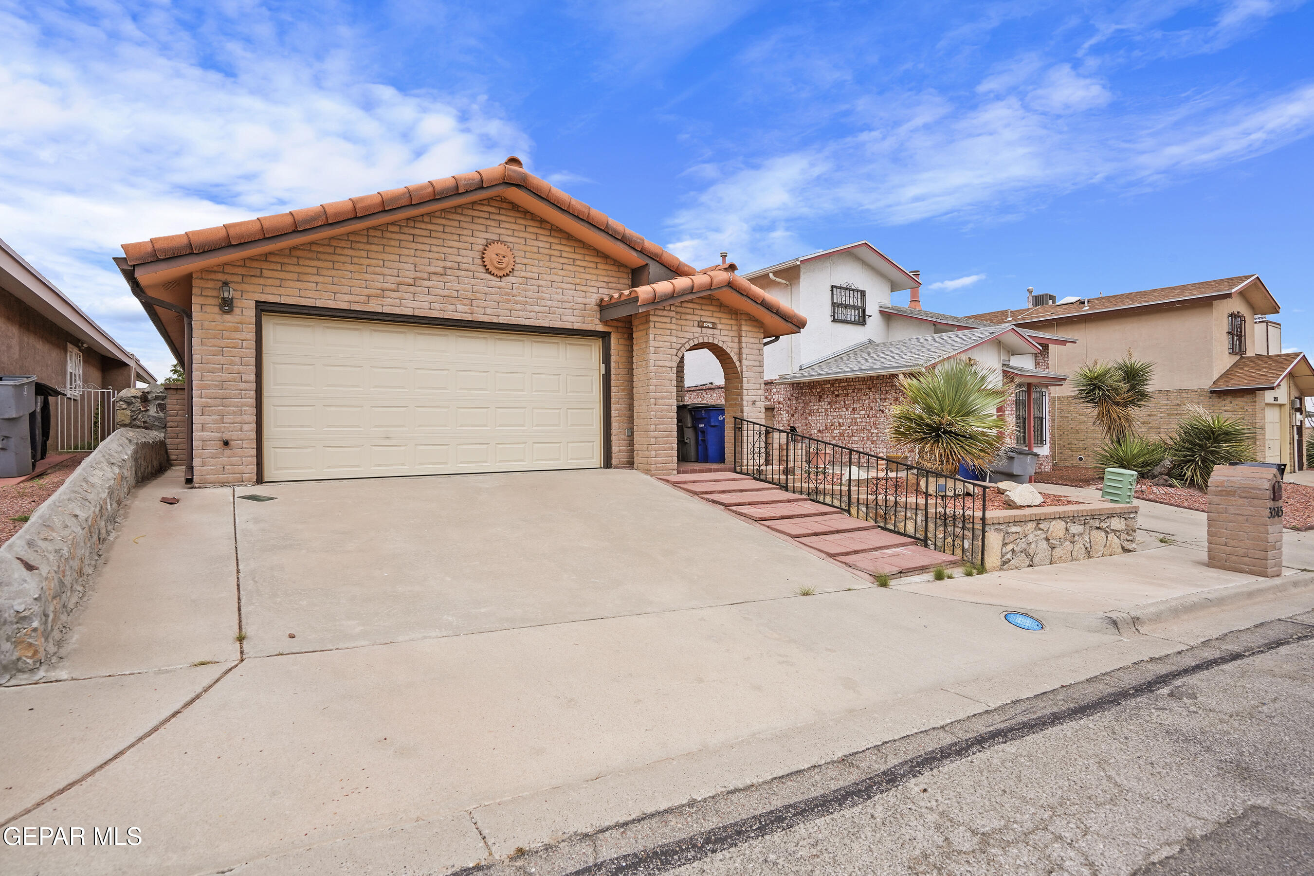 3245 MOUNTAIN RIDGE Drive