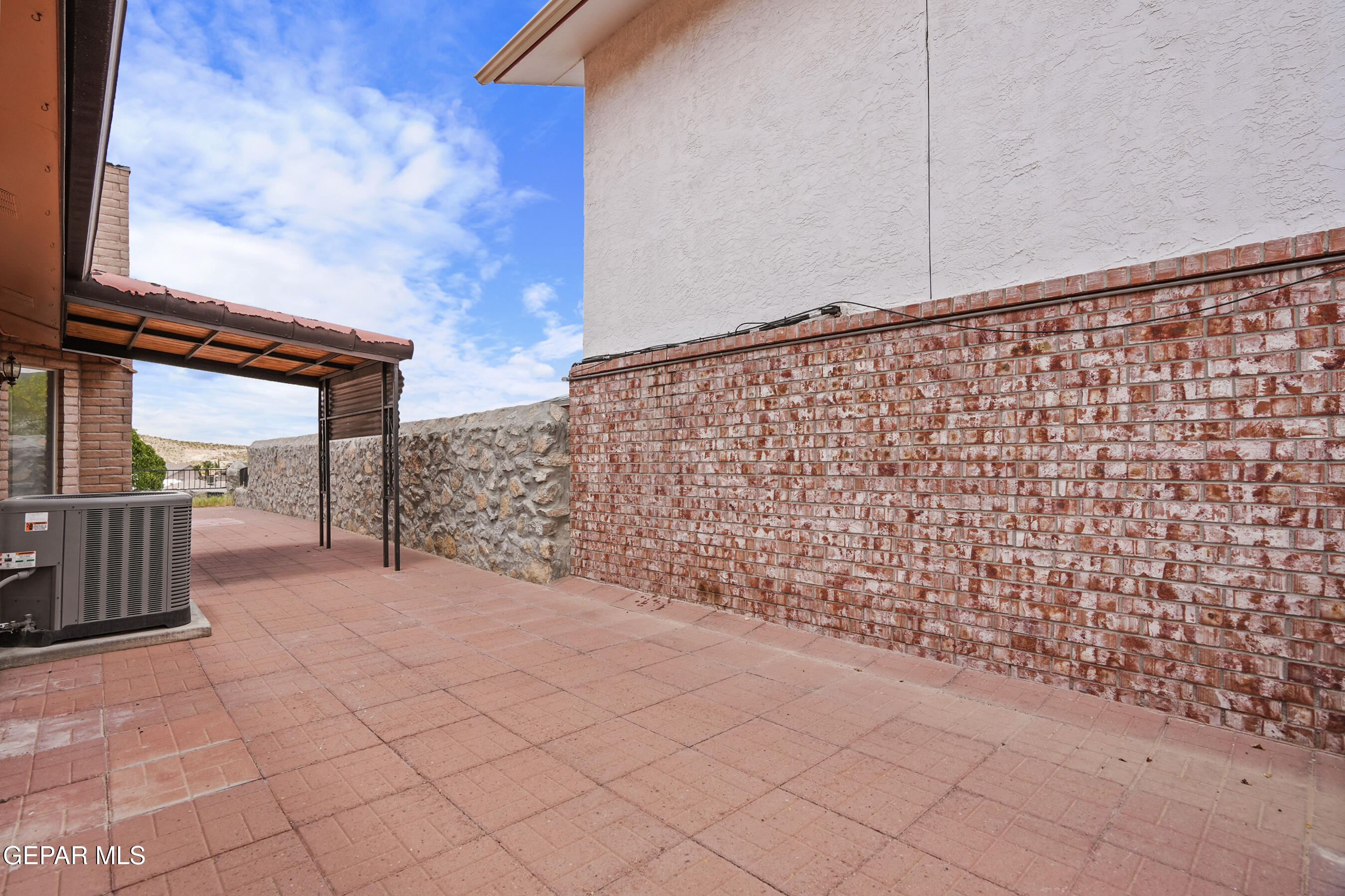 3245 MOUNTAIN RIDGE Drive