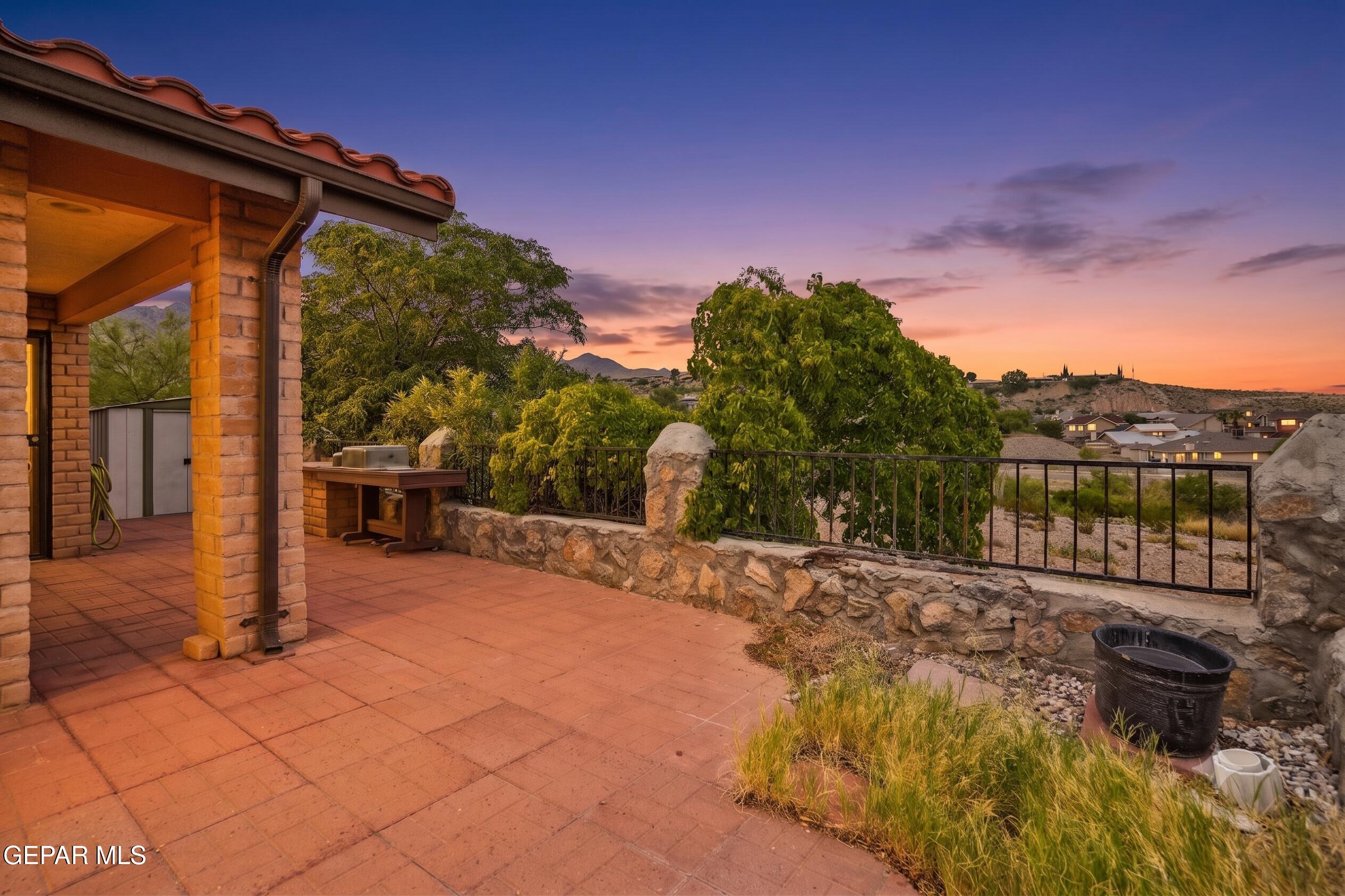 3245 MOUNTAIN RIDGE Drive