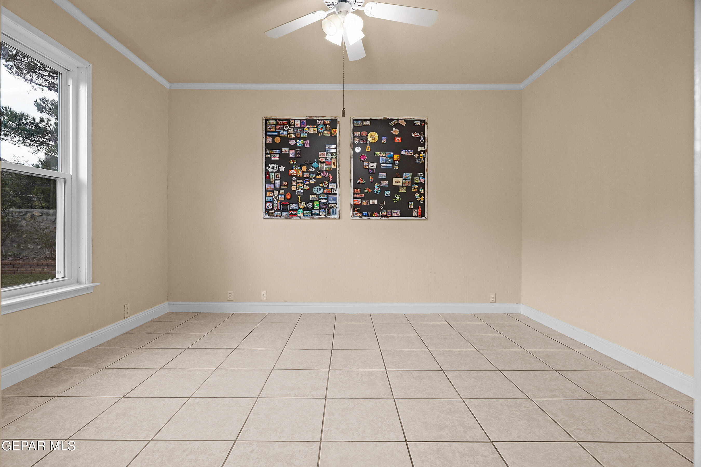 5864 VIA CUESTA Drive