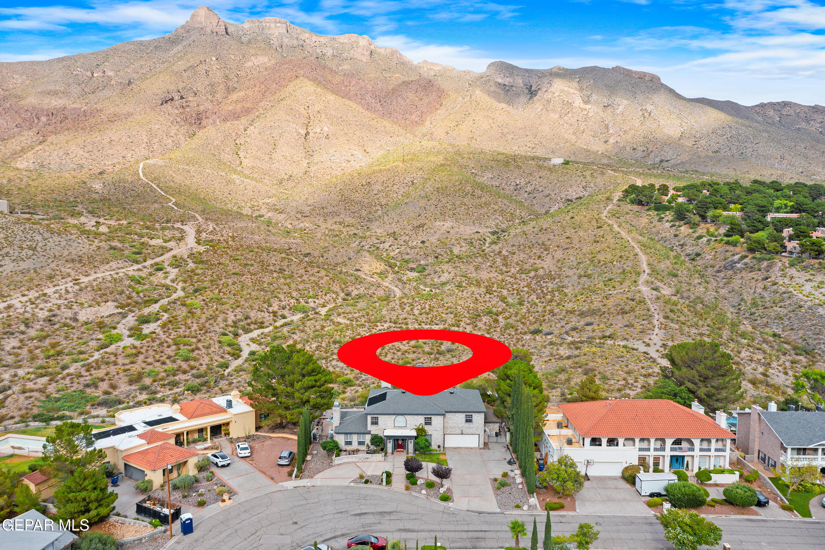 5864 VIA CUESTA Drive