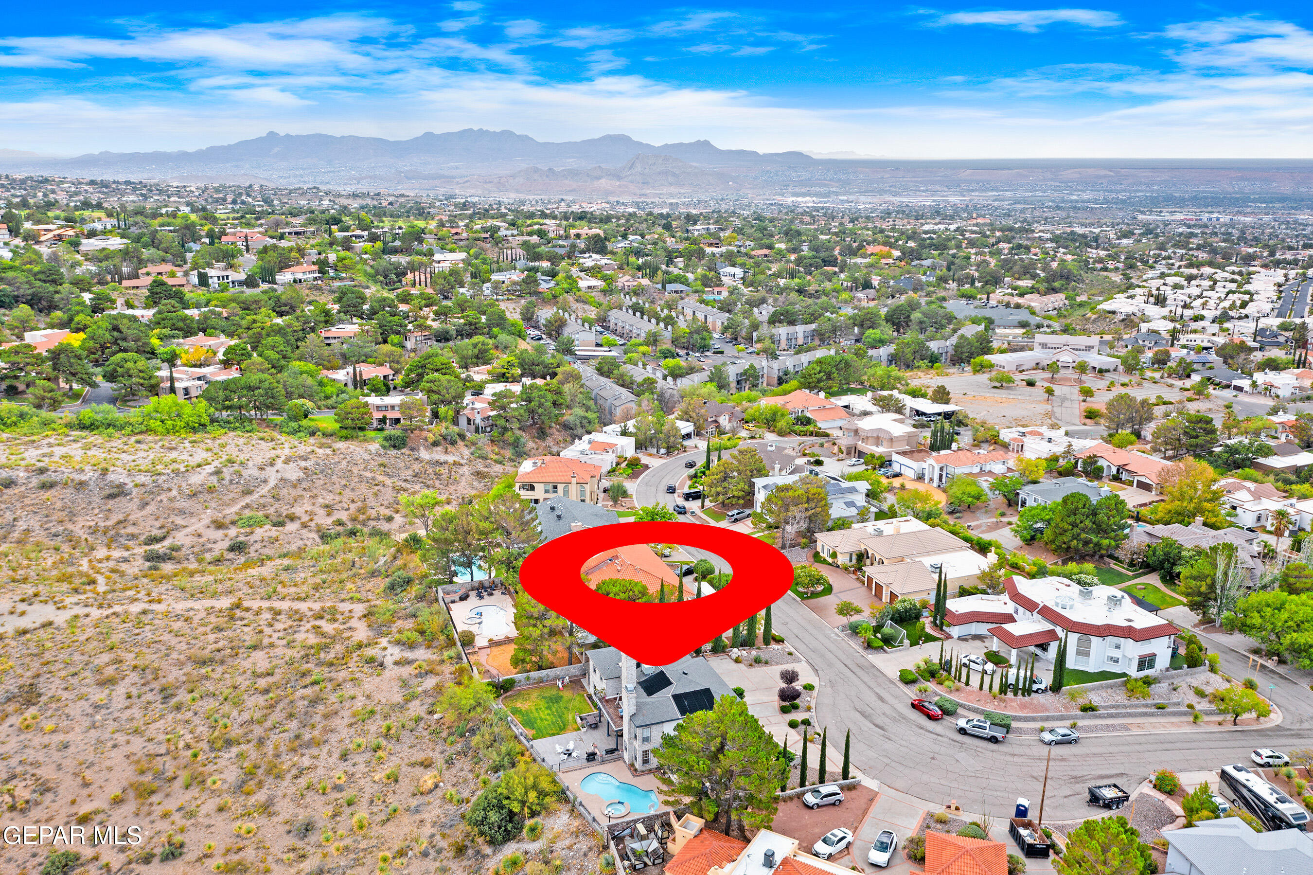 5864 VIA CUESTA Drive