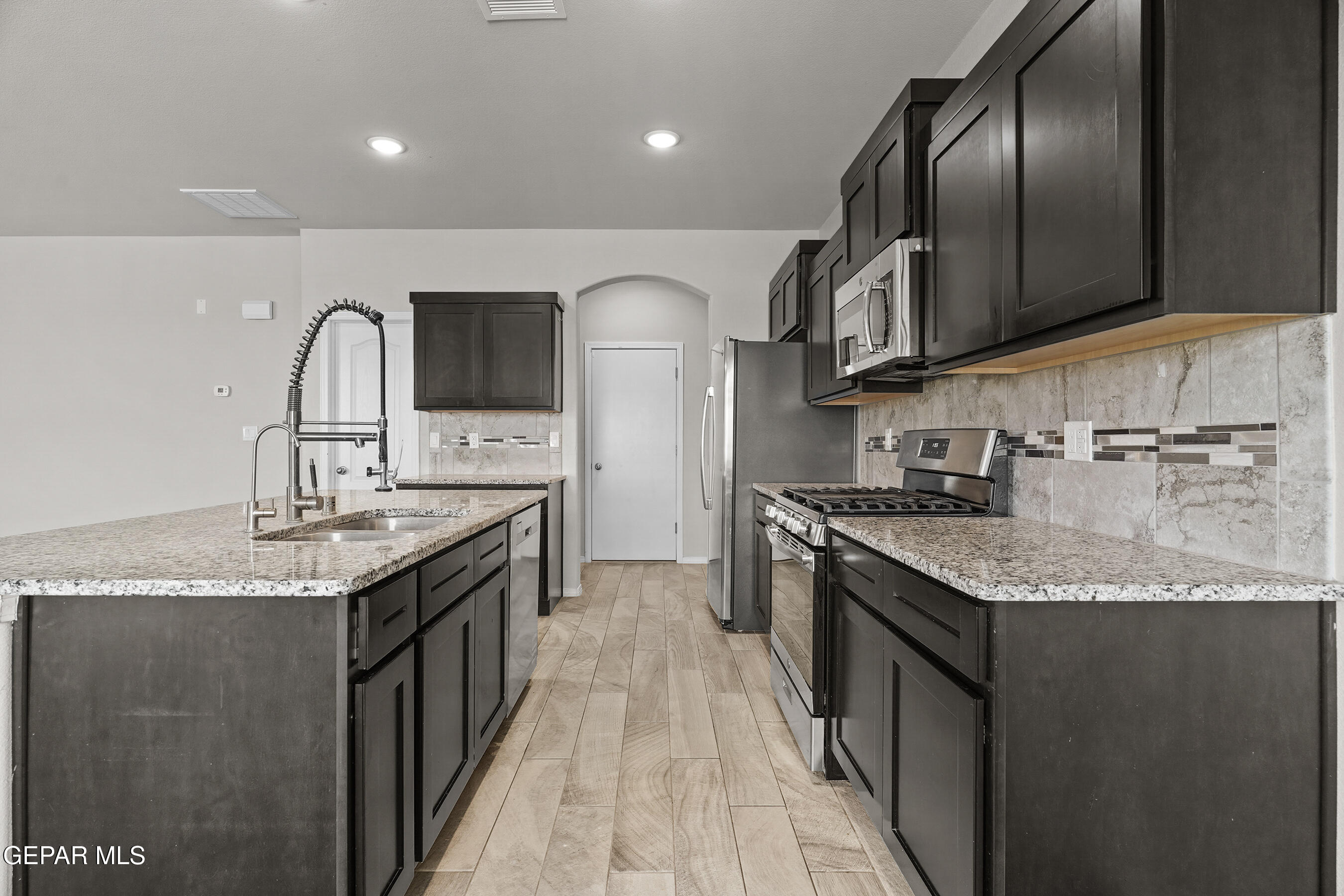 7401 EAGLE VISTA Drive