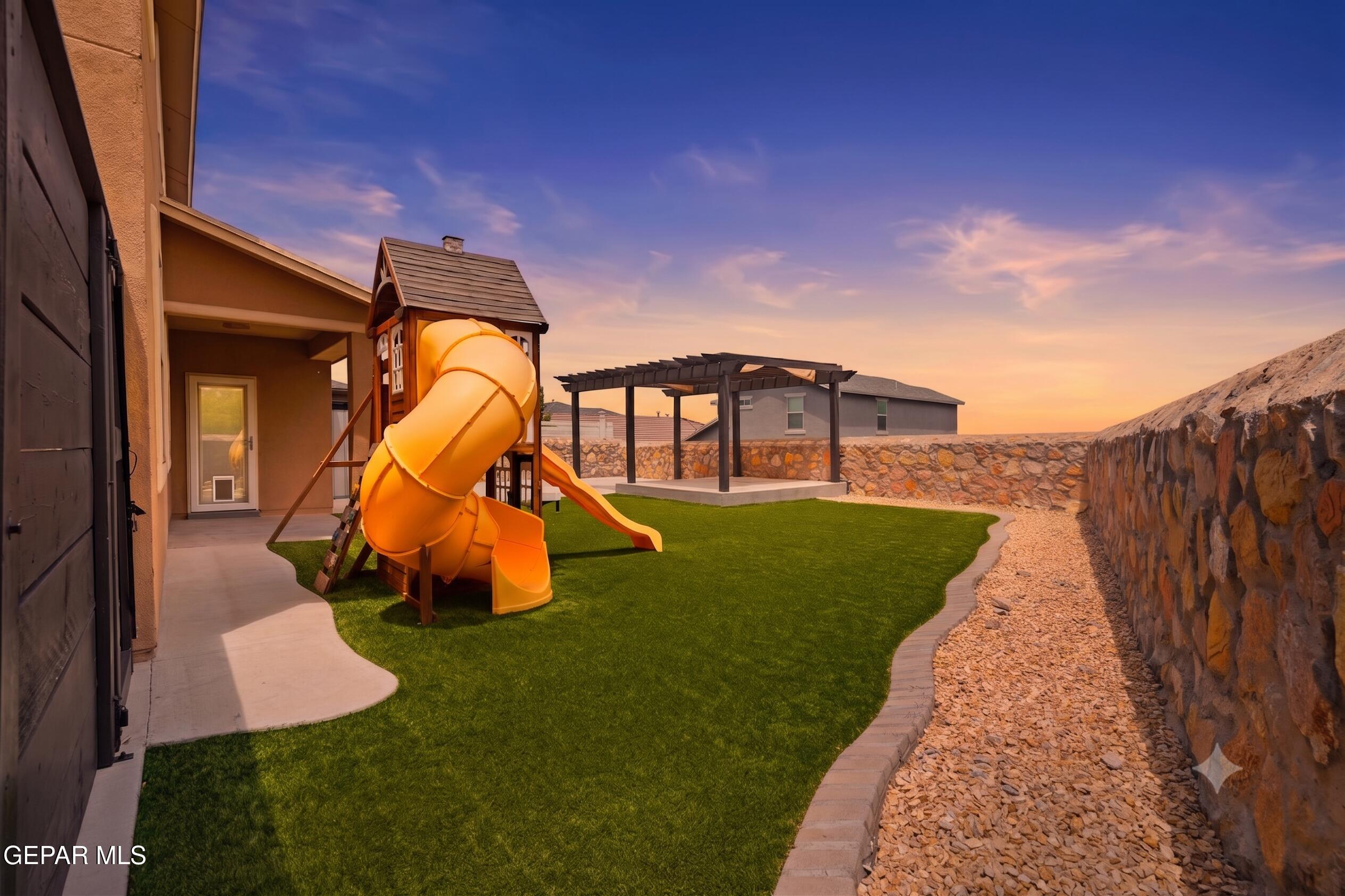 7401 EAGLE VISTA Drive