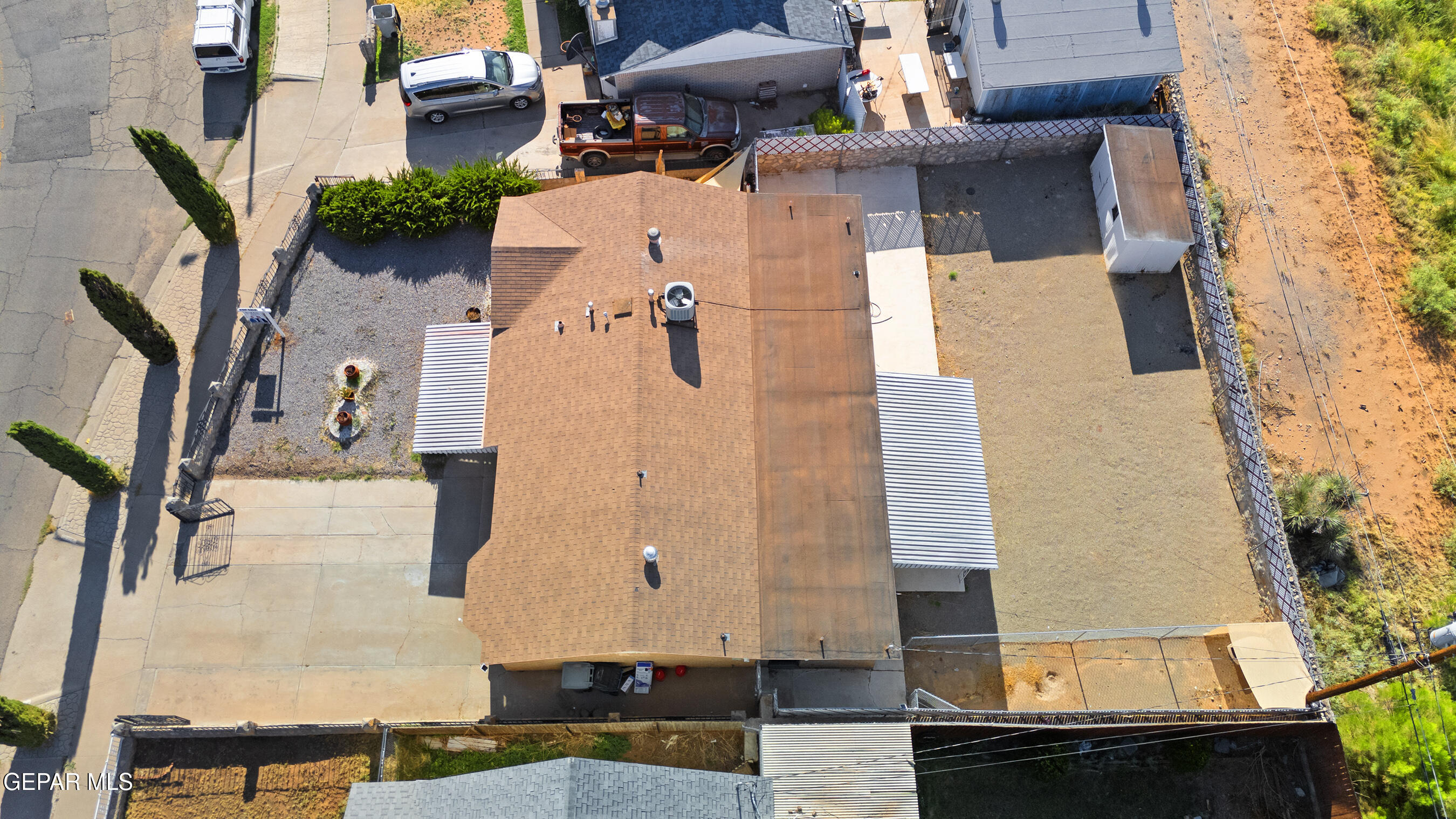 5832 DEARBORNE Drive