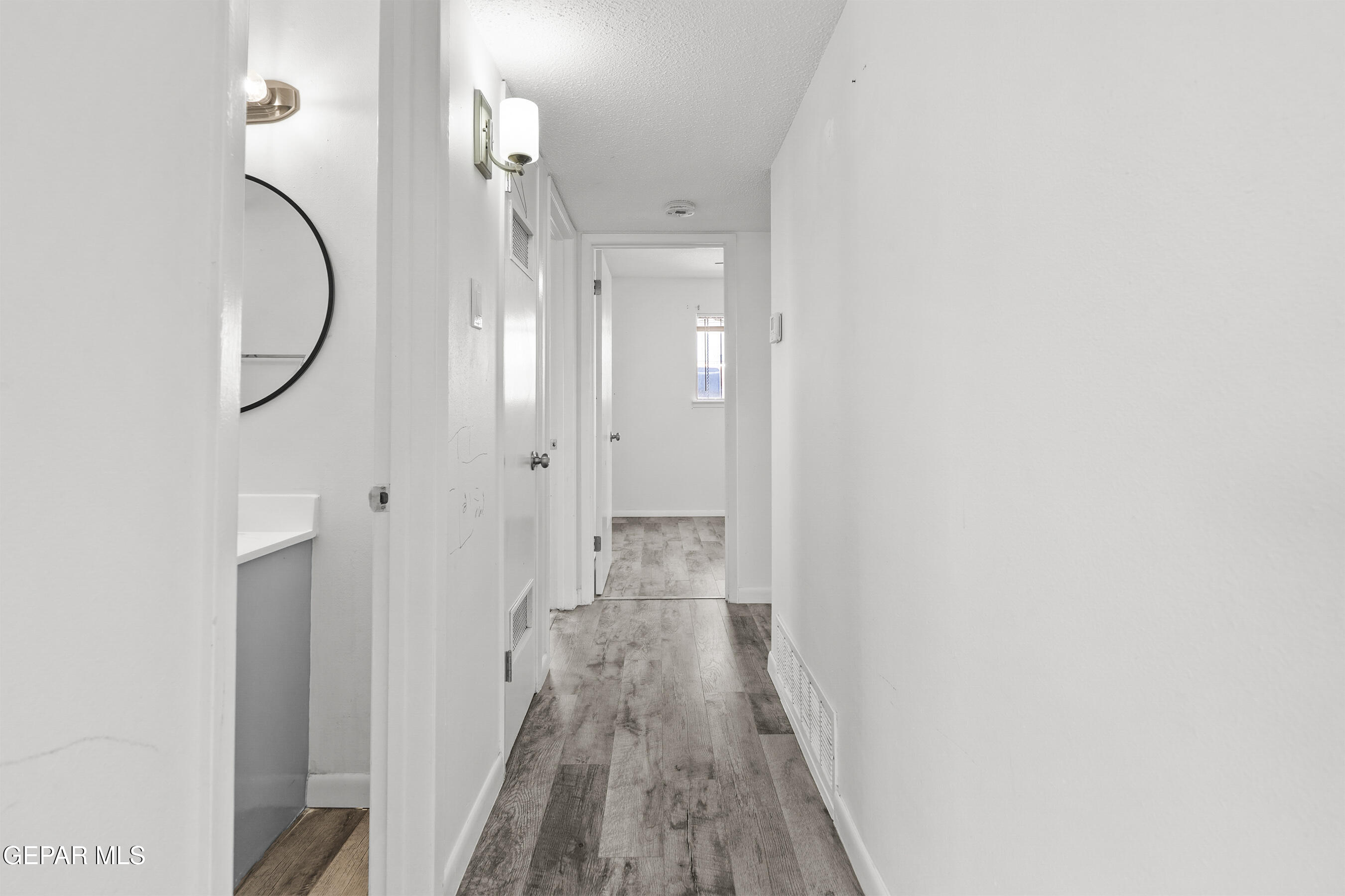 5832 DEARBORNE Drive