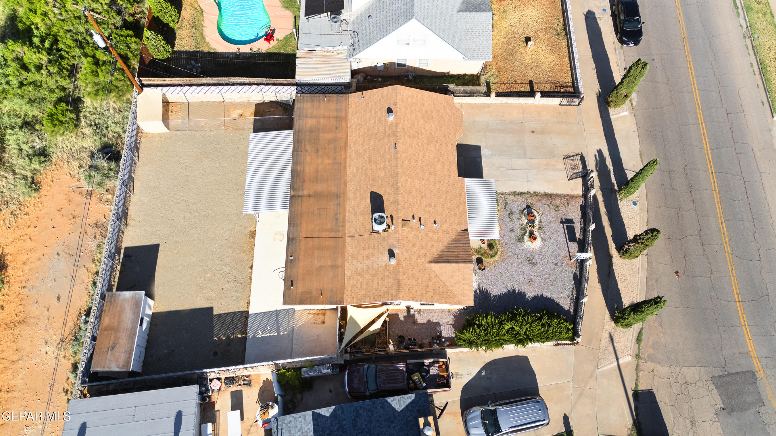 5832 DEARBORNE Drive