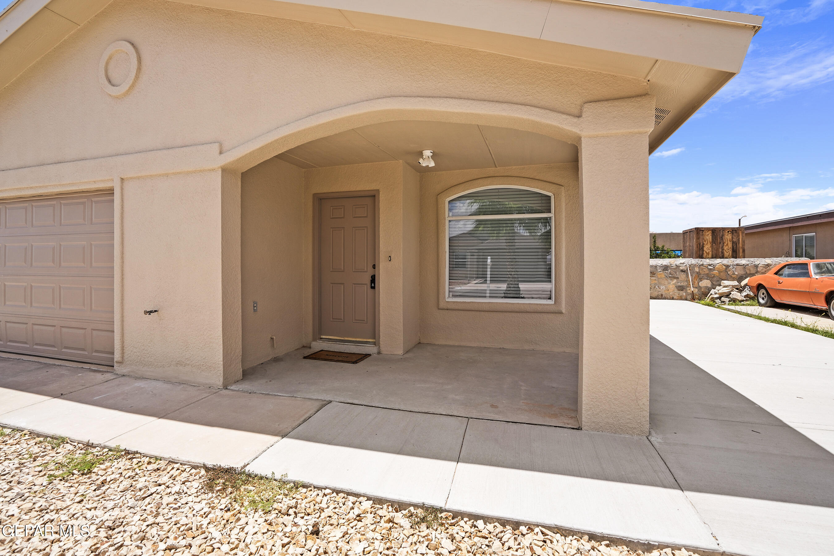 513 Cactus Crossing Drive