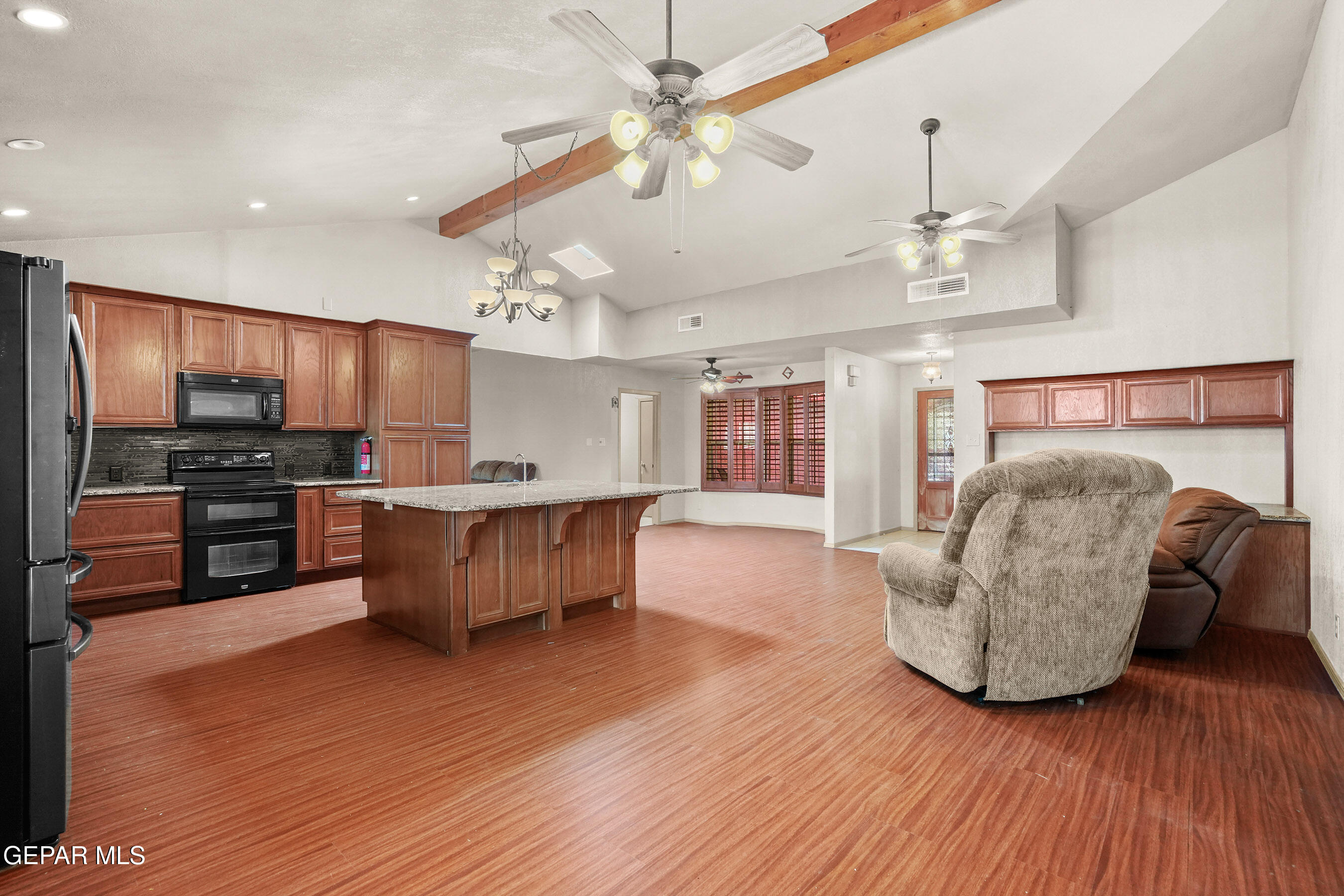4333 LOMA TAURINA Drive