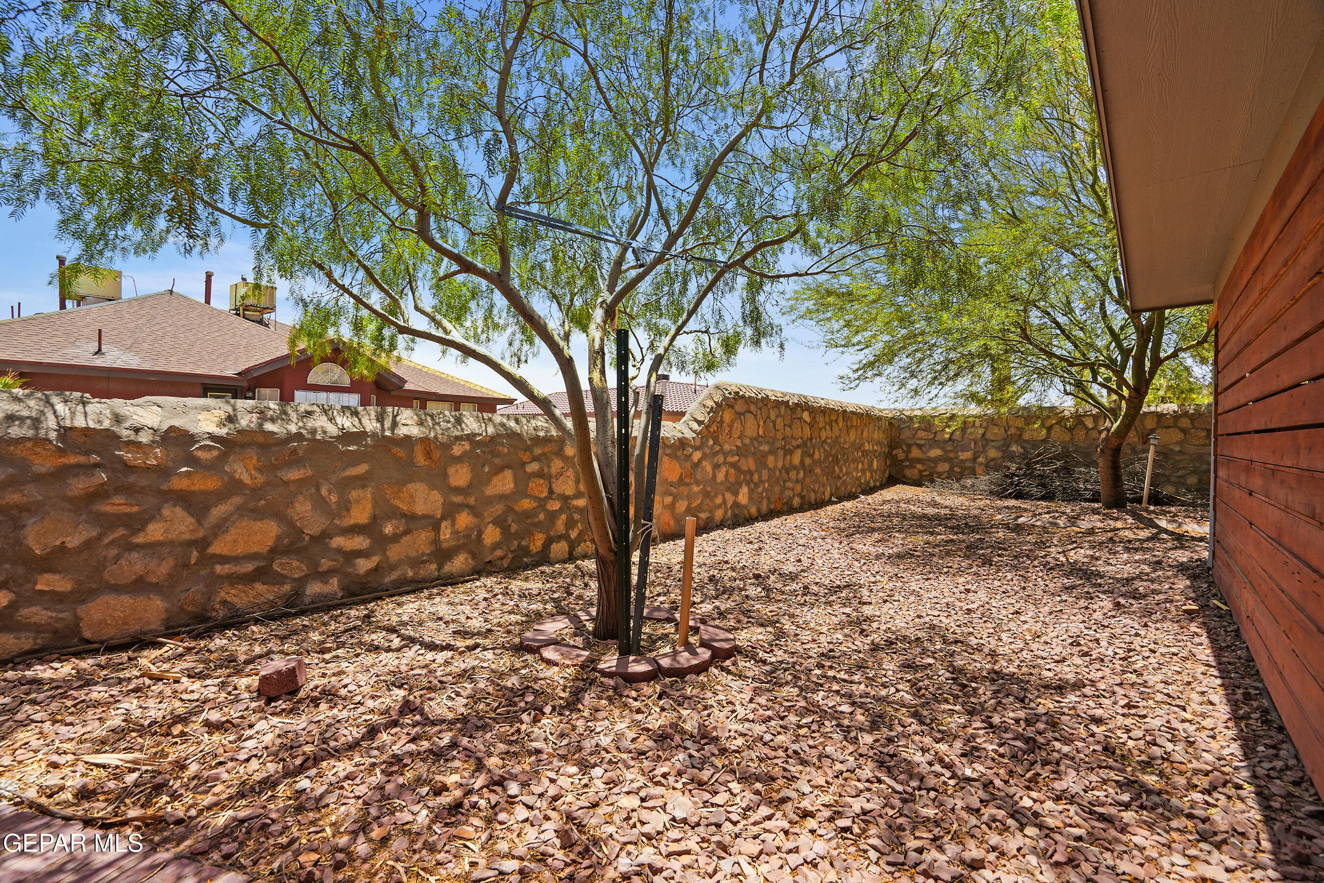 4333 LOMA TAURINA Drive
