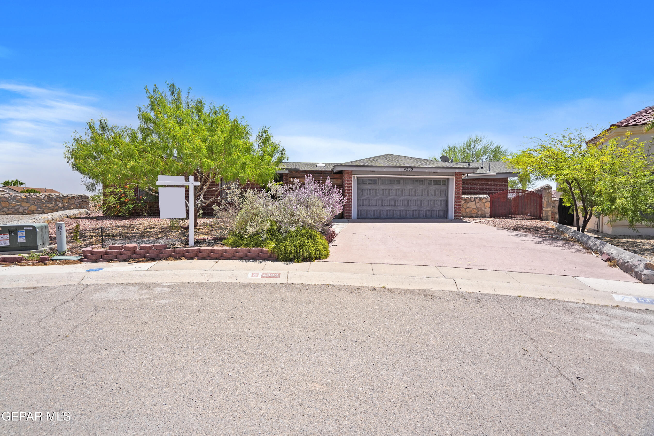 4333 LOMA TAURINA Drive