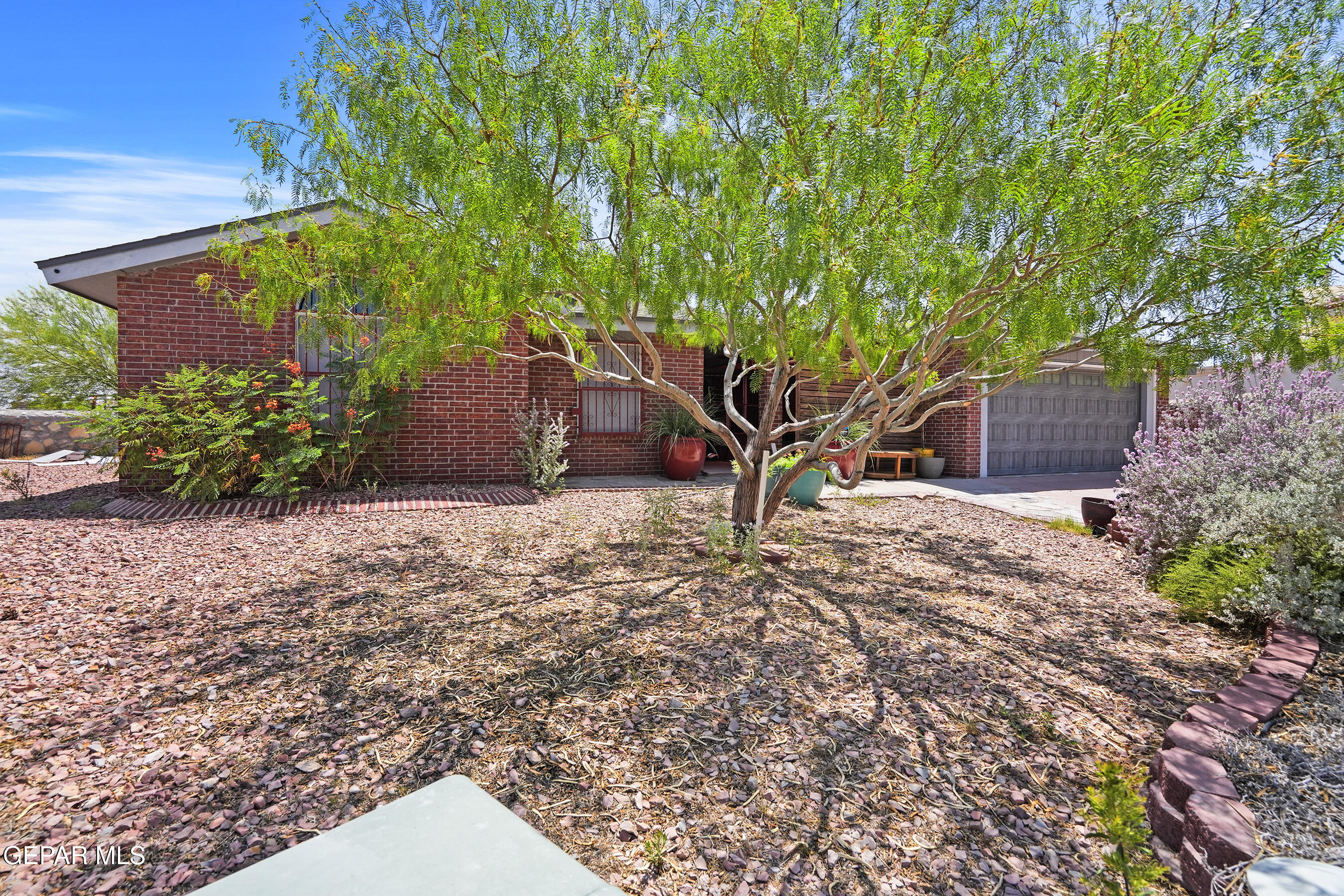 4333 LOMA TAURINA Drive