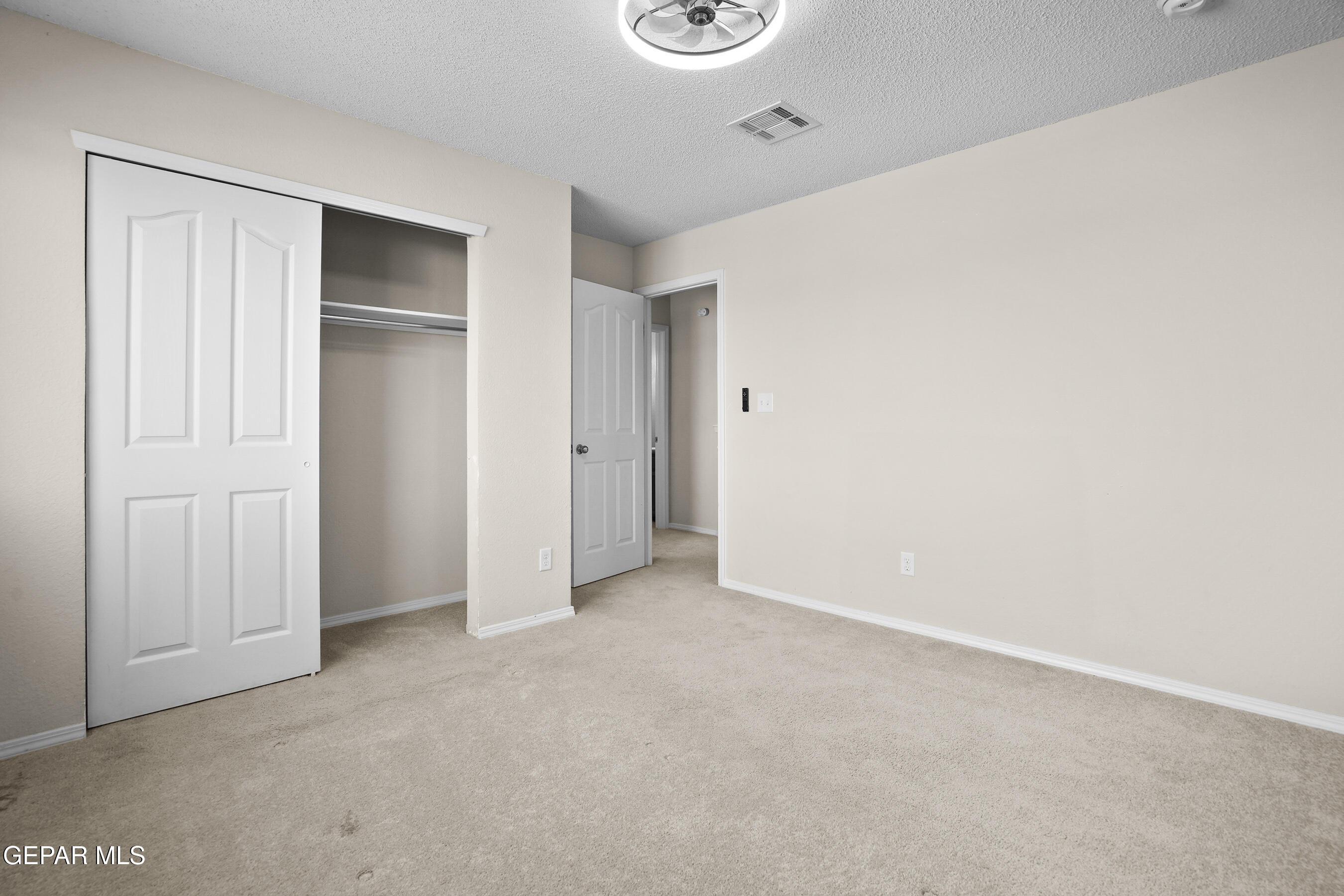 2909 PINO BLANCO Place
