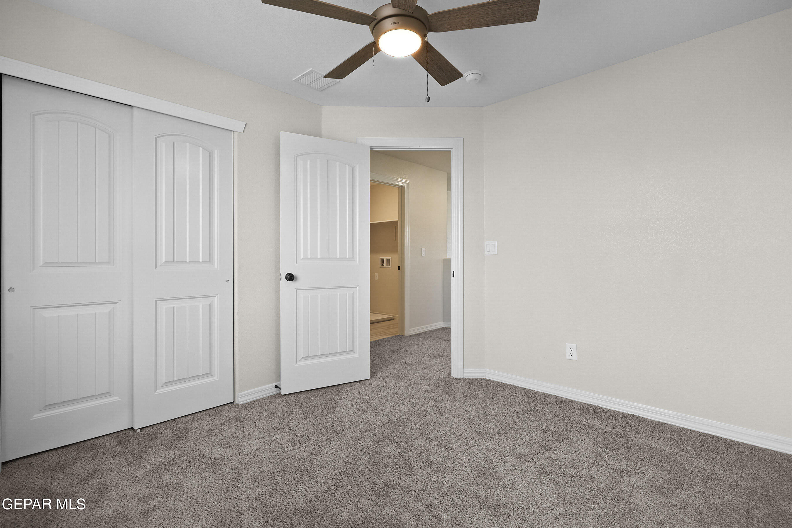 10612 Hidden Arch Place