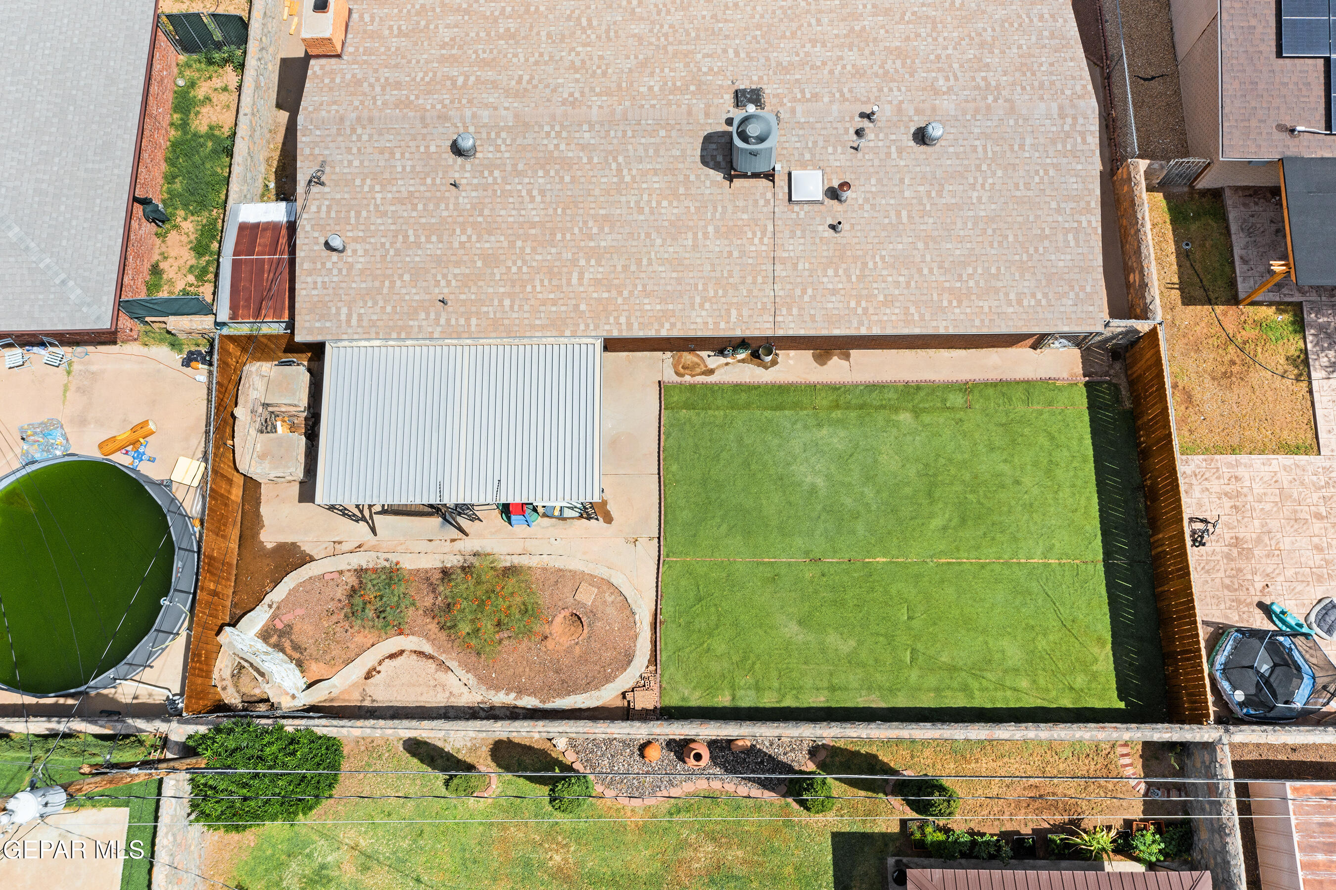 5804 TAUTOGA Drive