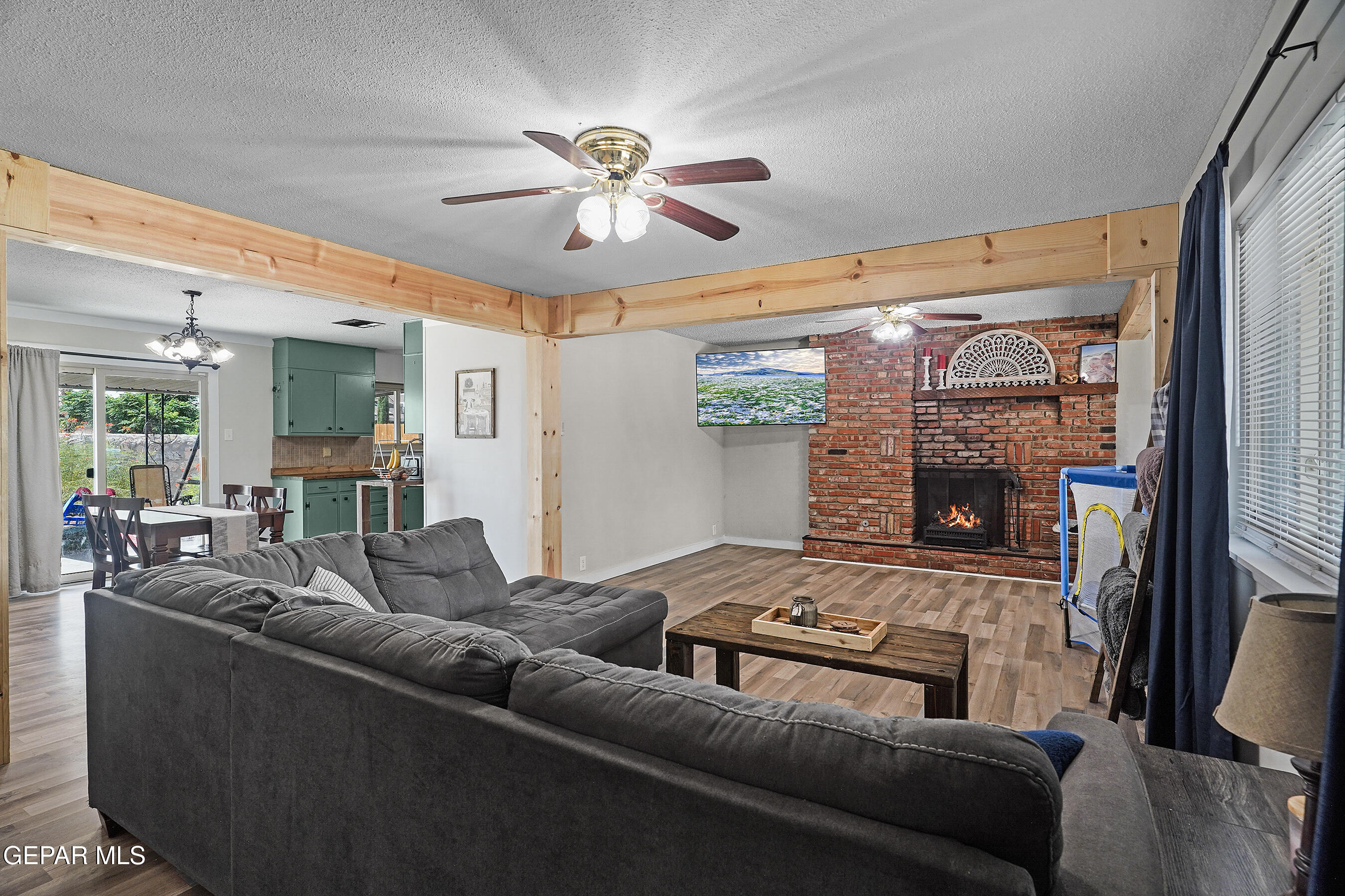 5804 TAUTOGA Drive