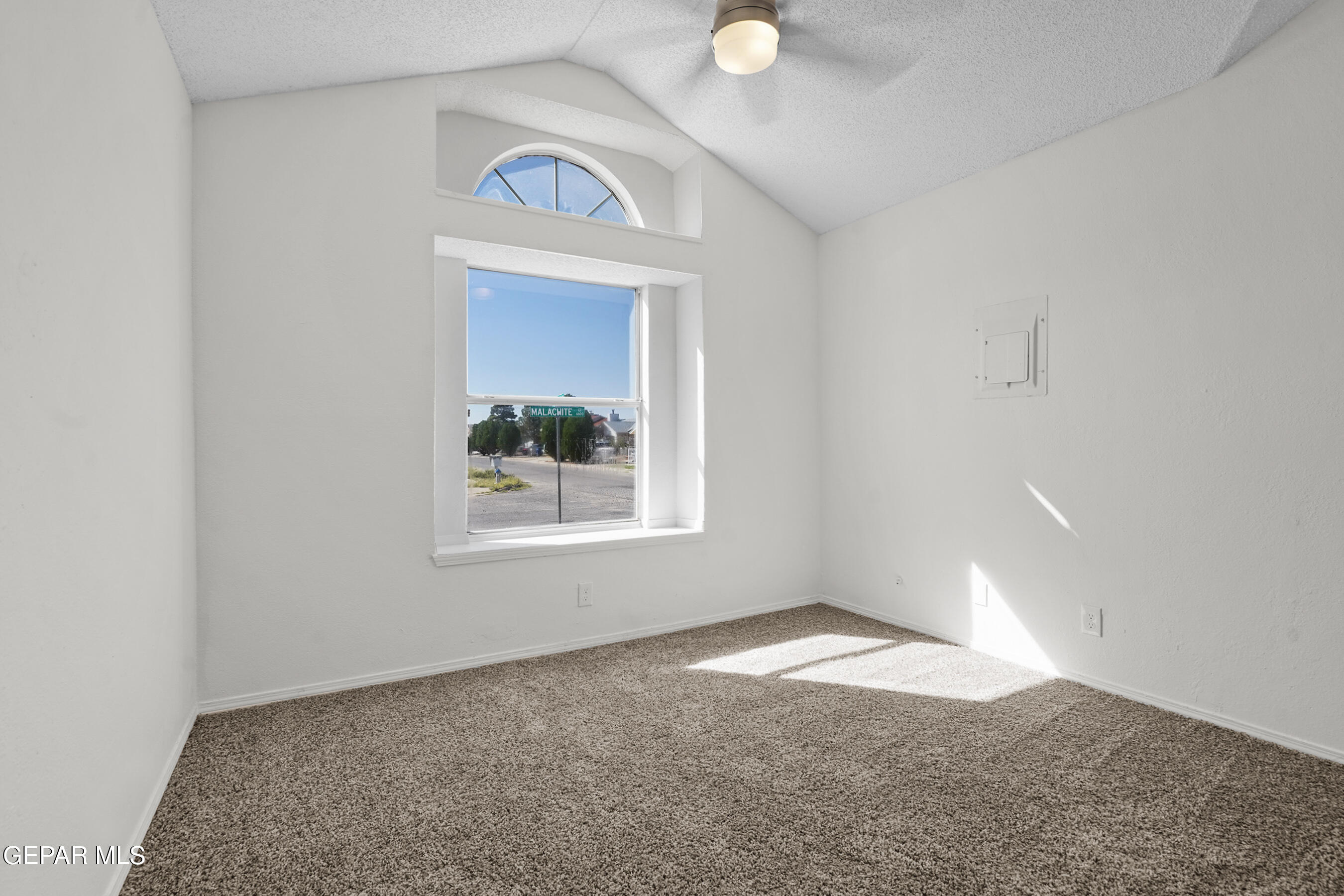 6601 MALACHITE Court