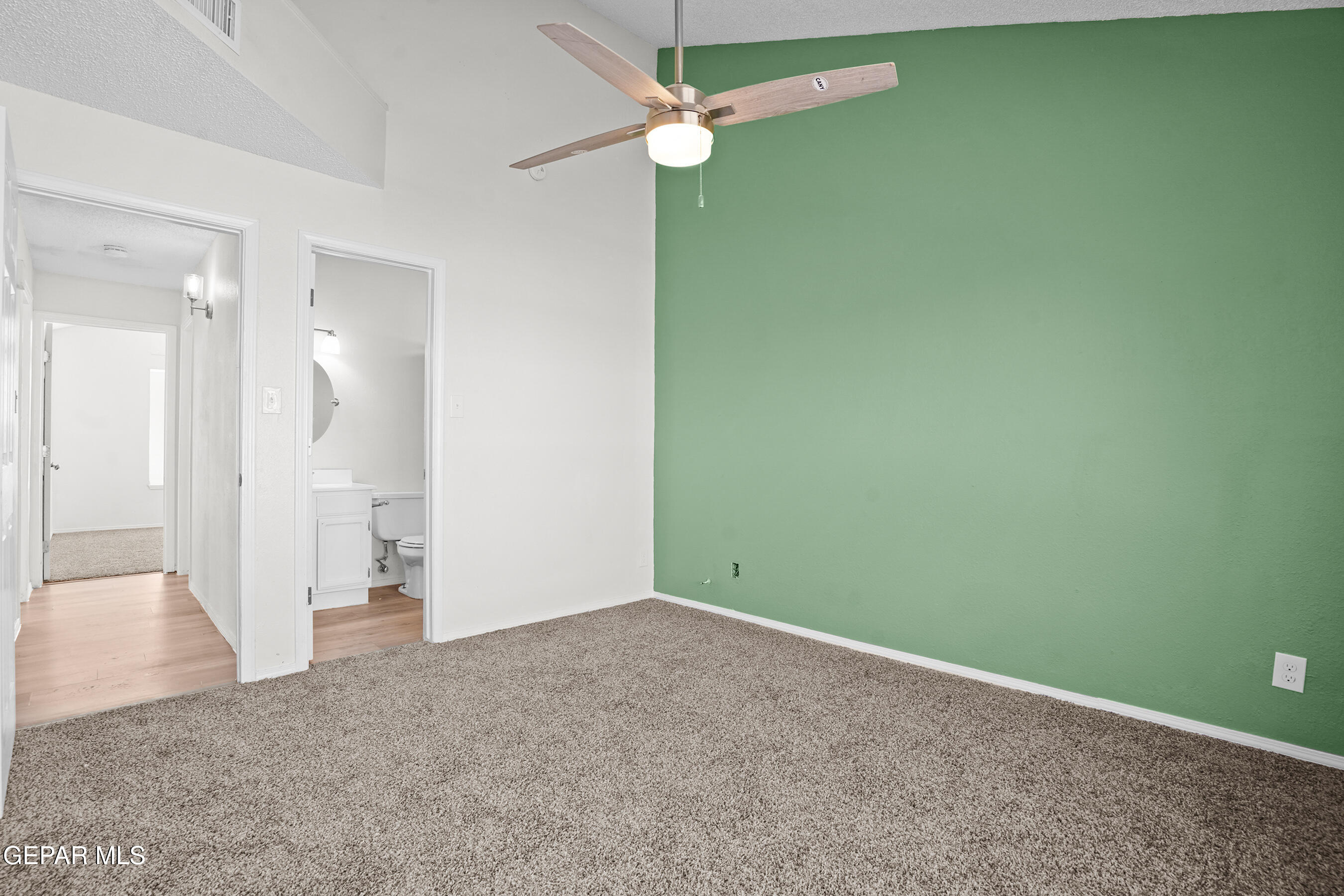 6601 MALACHITE Court