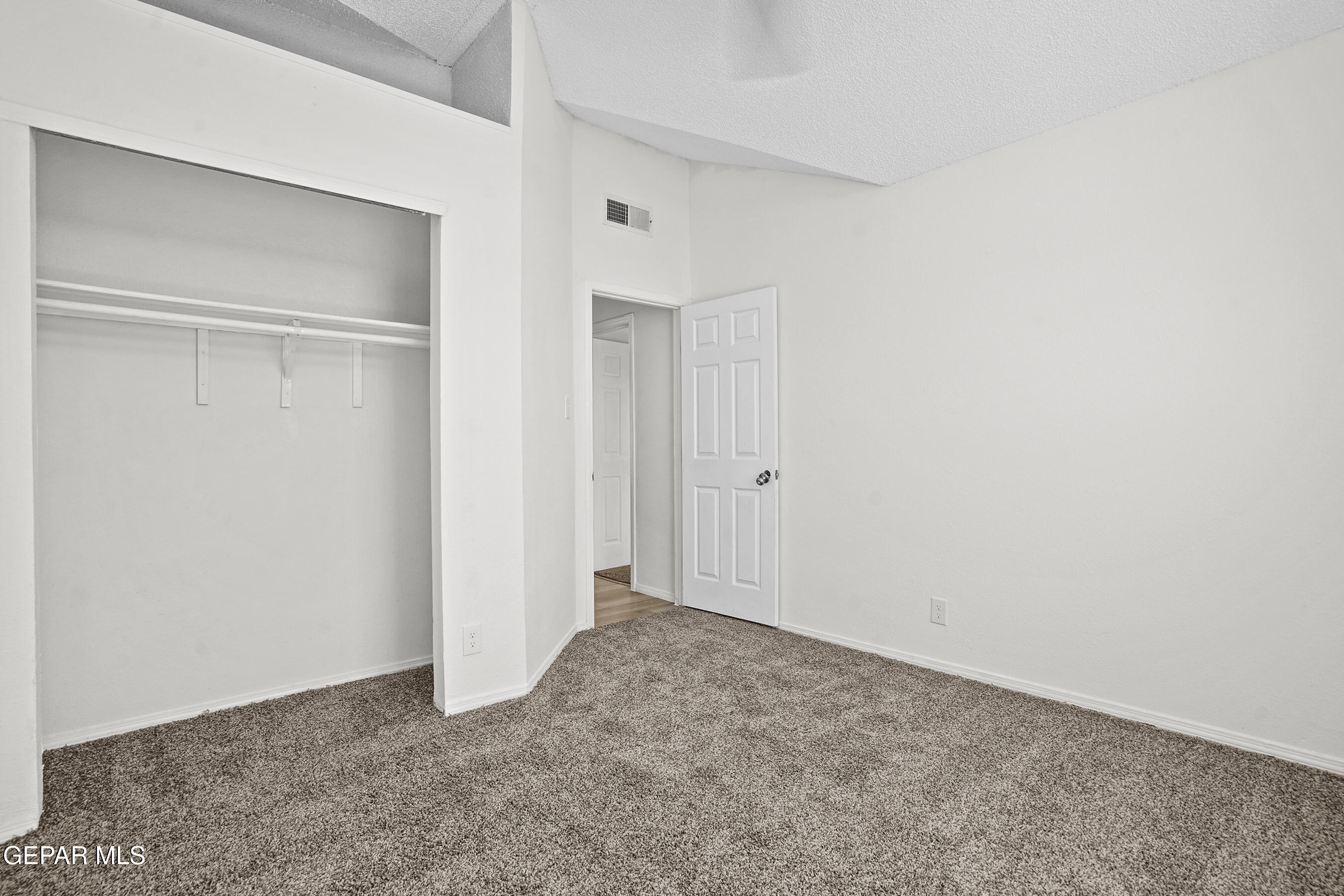 6601 MALACHITE Court