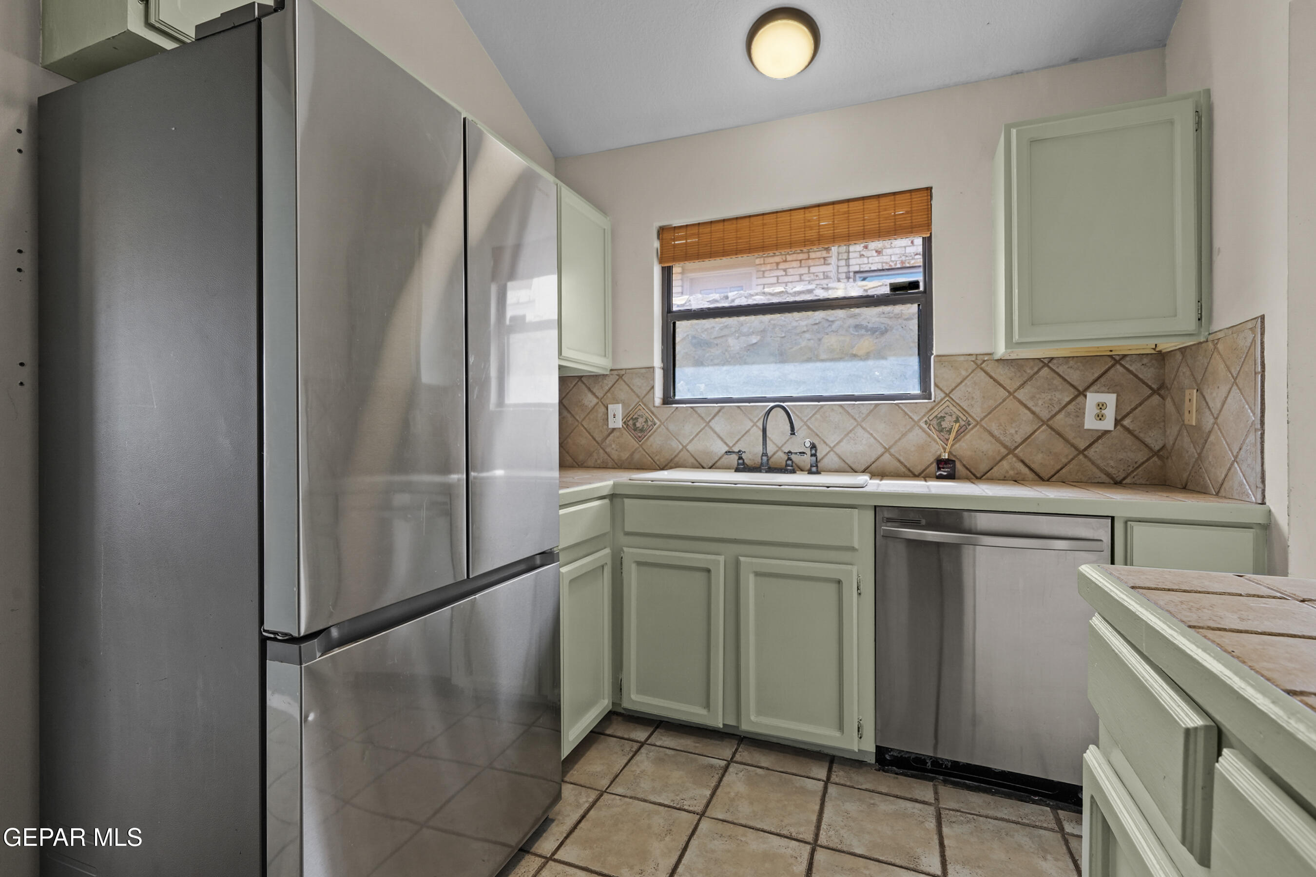 4405 LOMA HERMOSA Drive