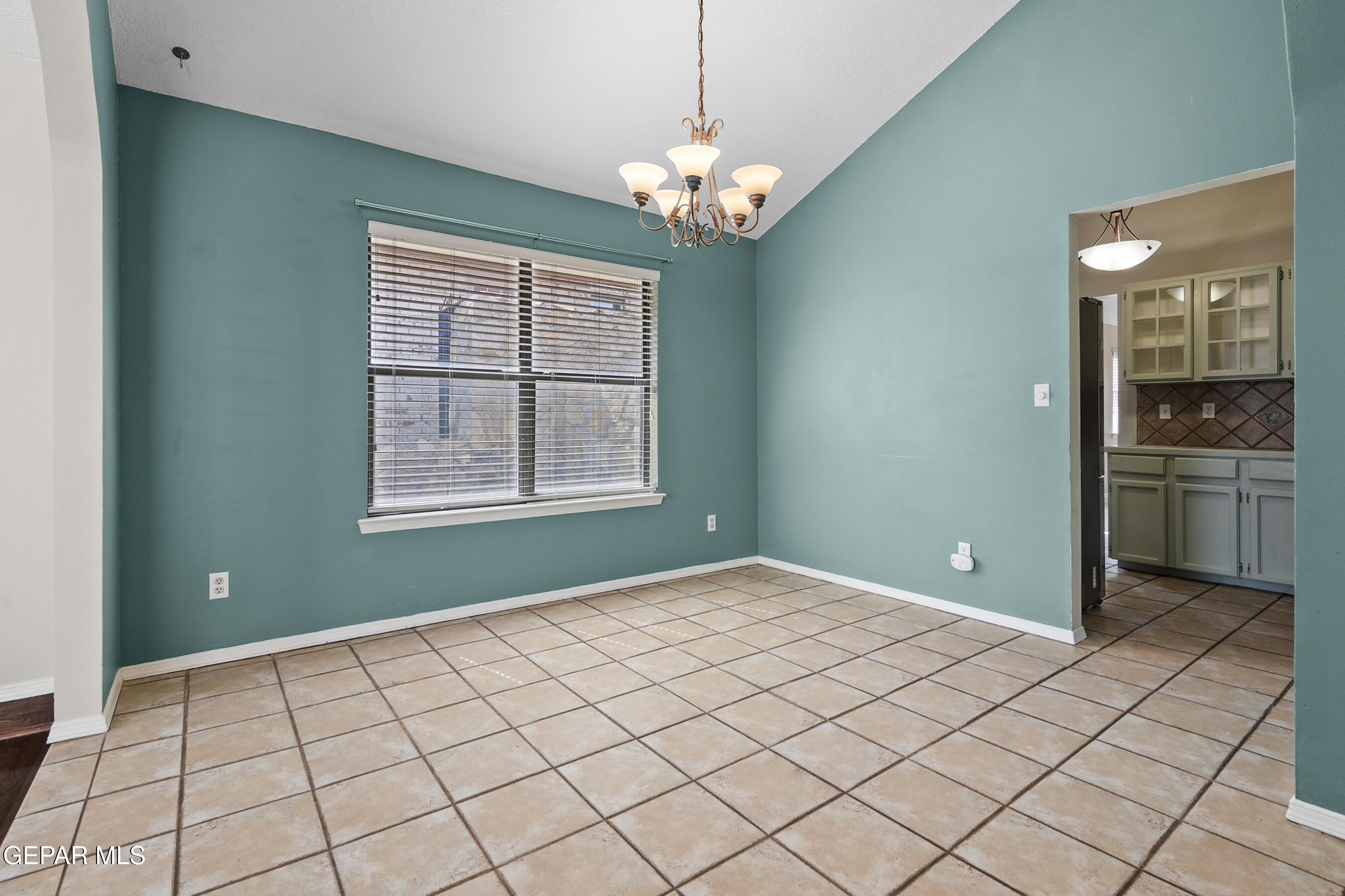 4405 LOMA HERMOSA Drive