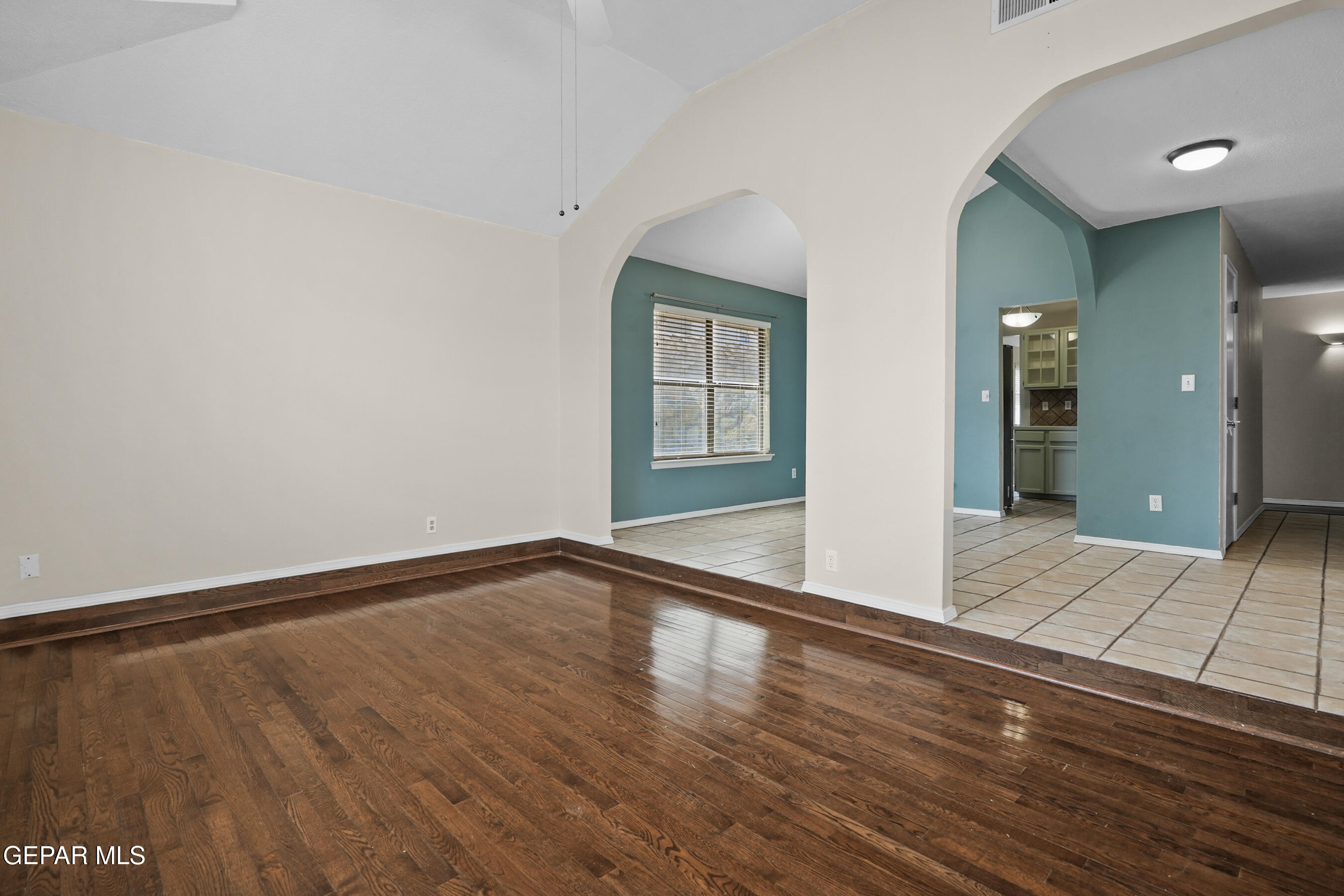 4405 LOMA HERMOSA Drive