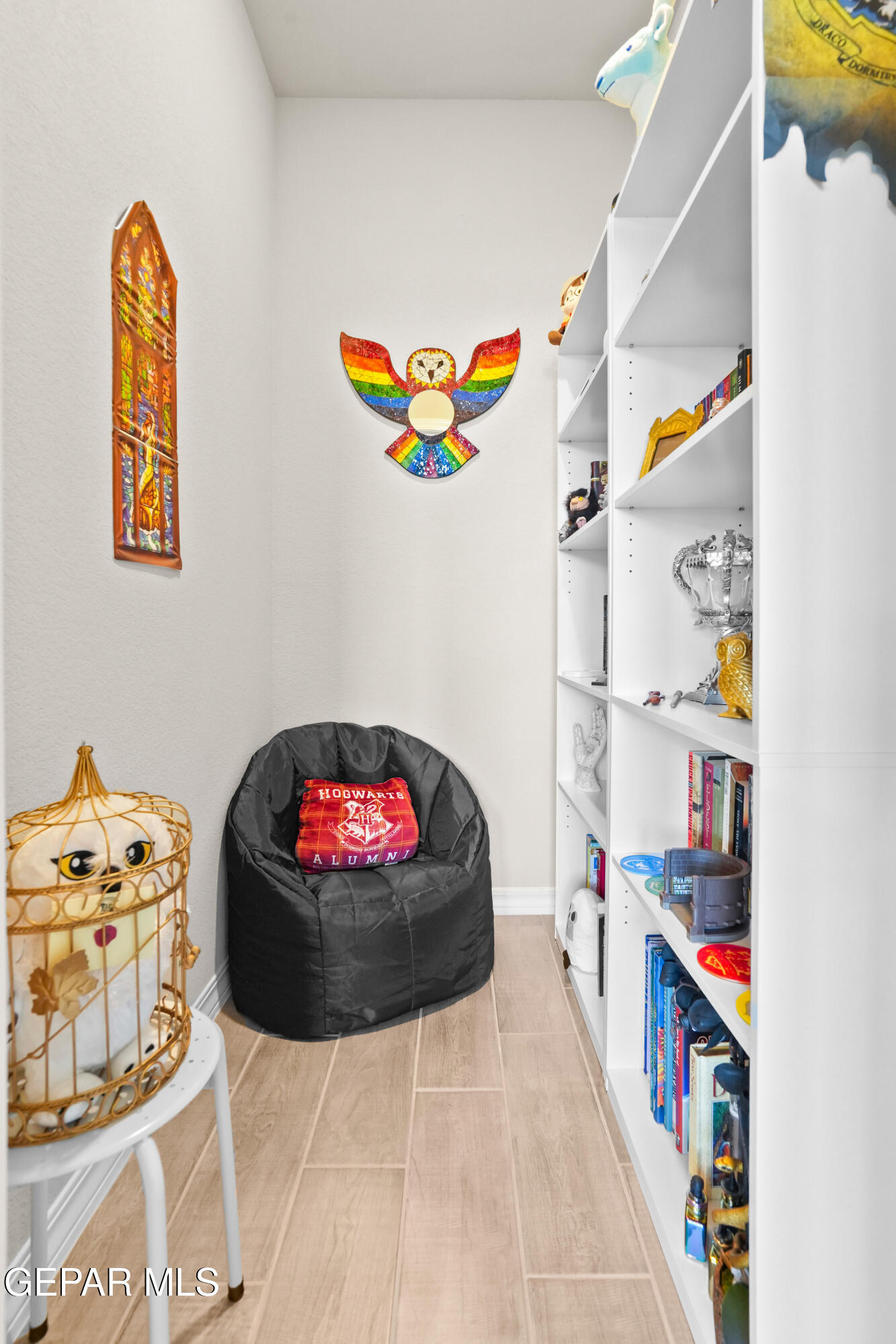 2383 ENCHANTED CROWN Lane