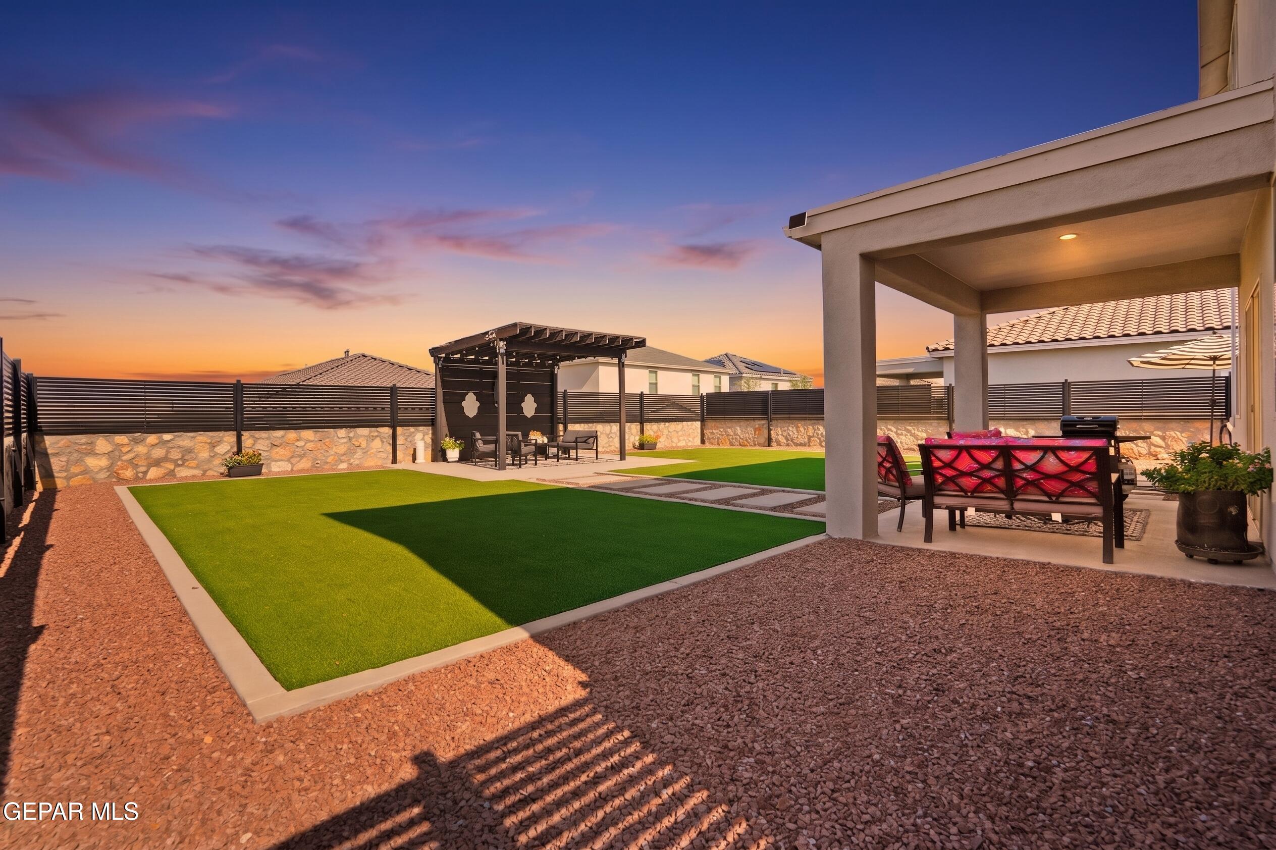 2383 ENCHANTED CROWN Lane