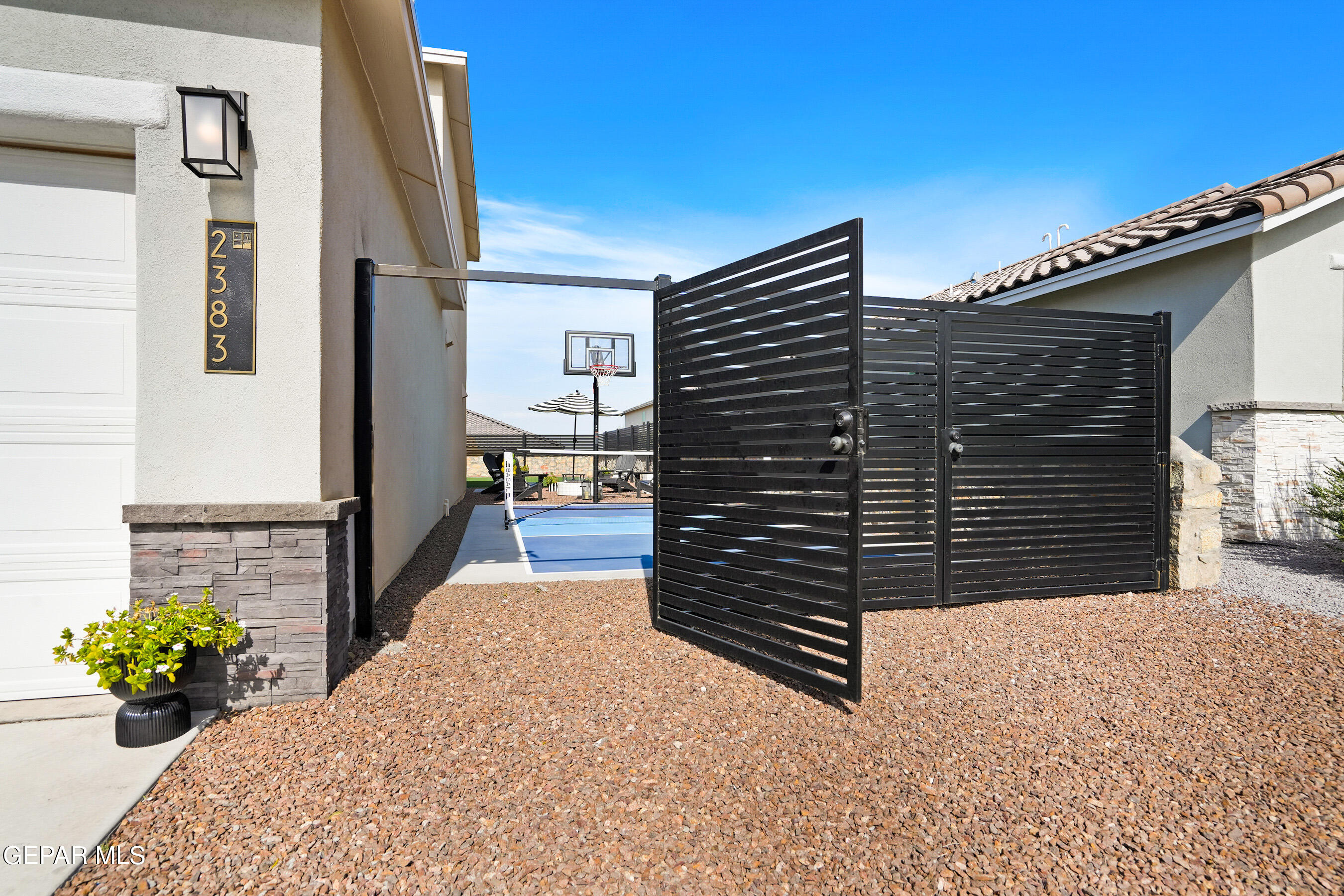 2383 ENCHANTED CROWN Lane