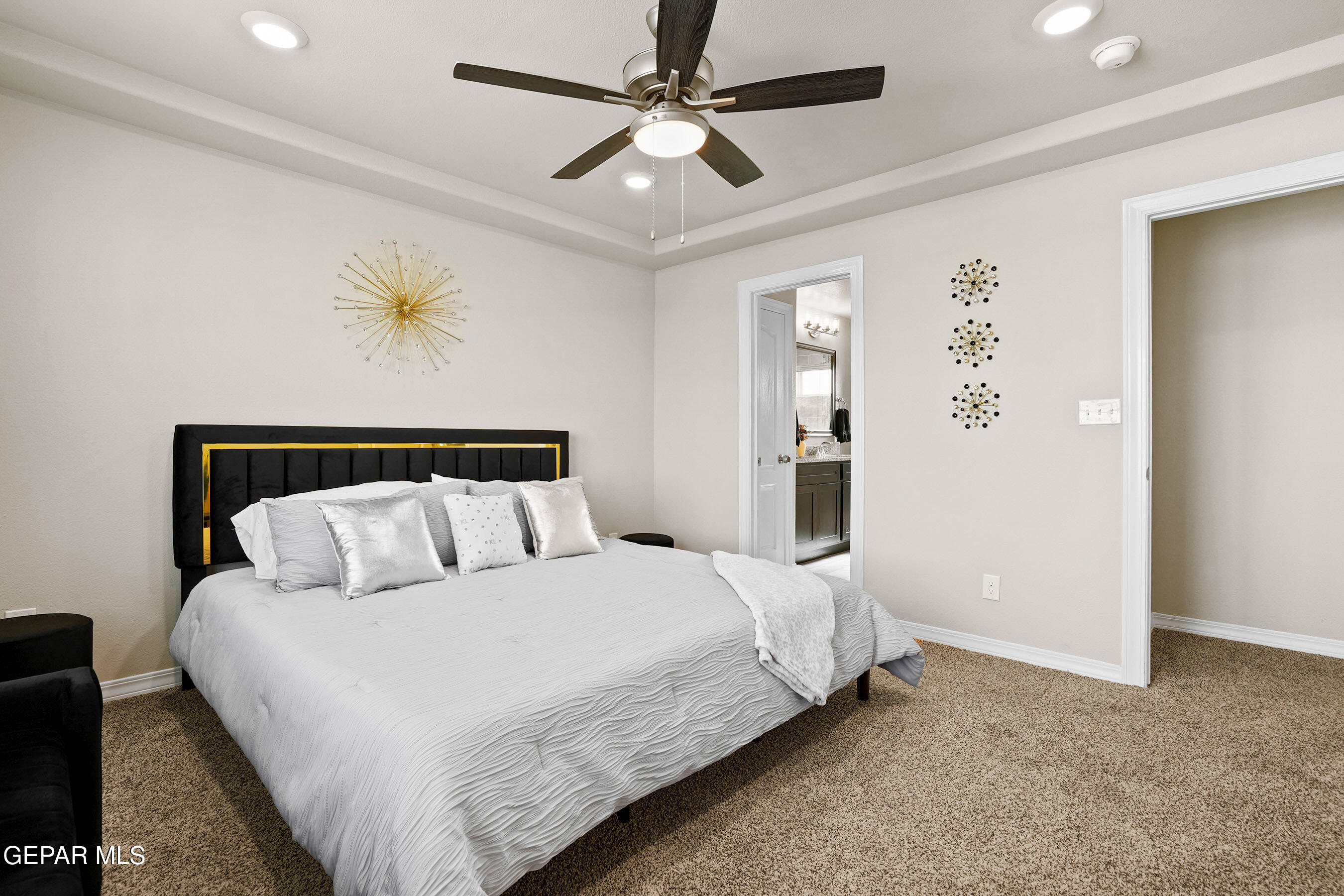 2383 ENCHANTED CROWN Lane
