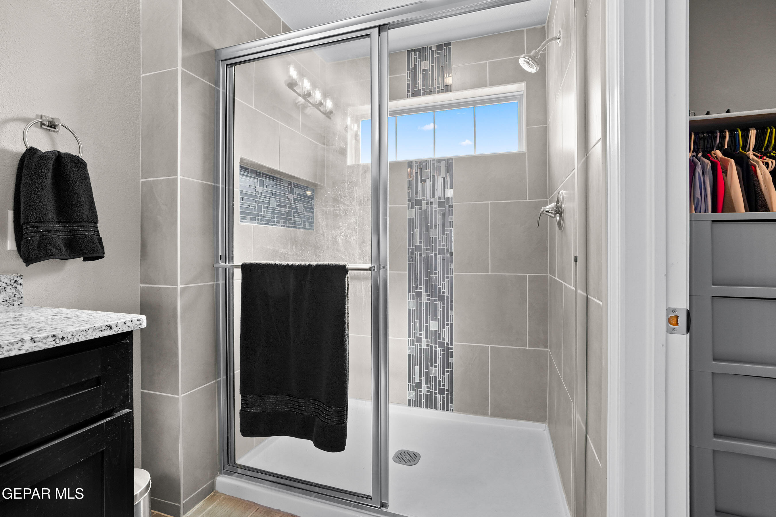 2383 ENCHANTED CROWN Lane
