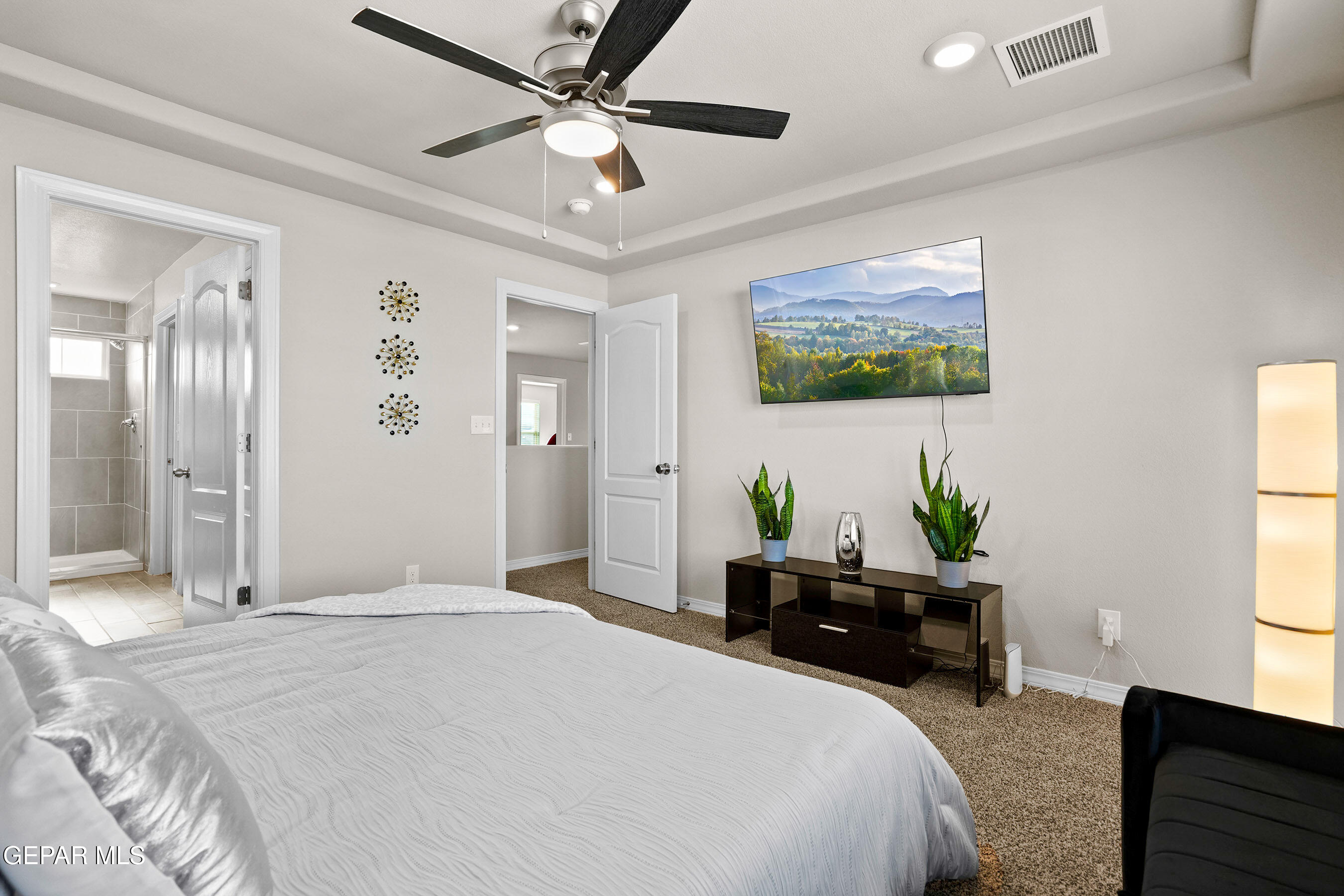 2383 ENCHANTED CROWN Lane