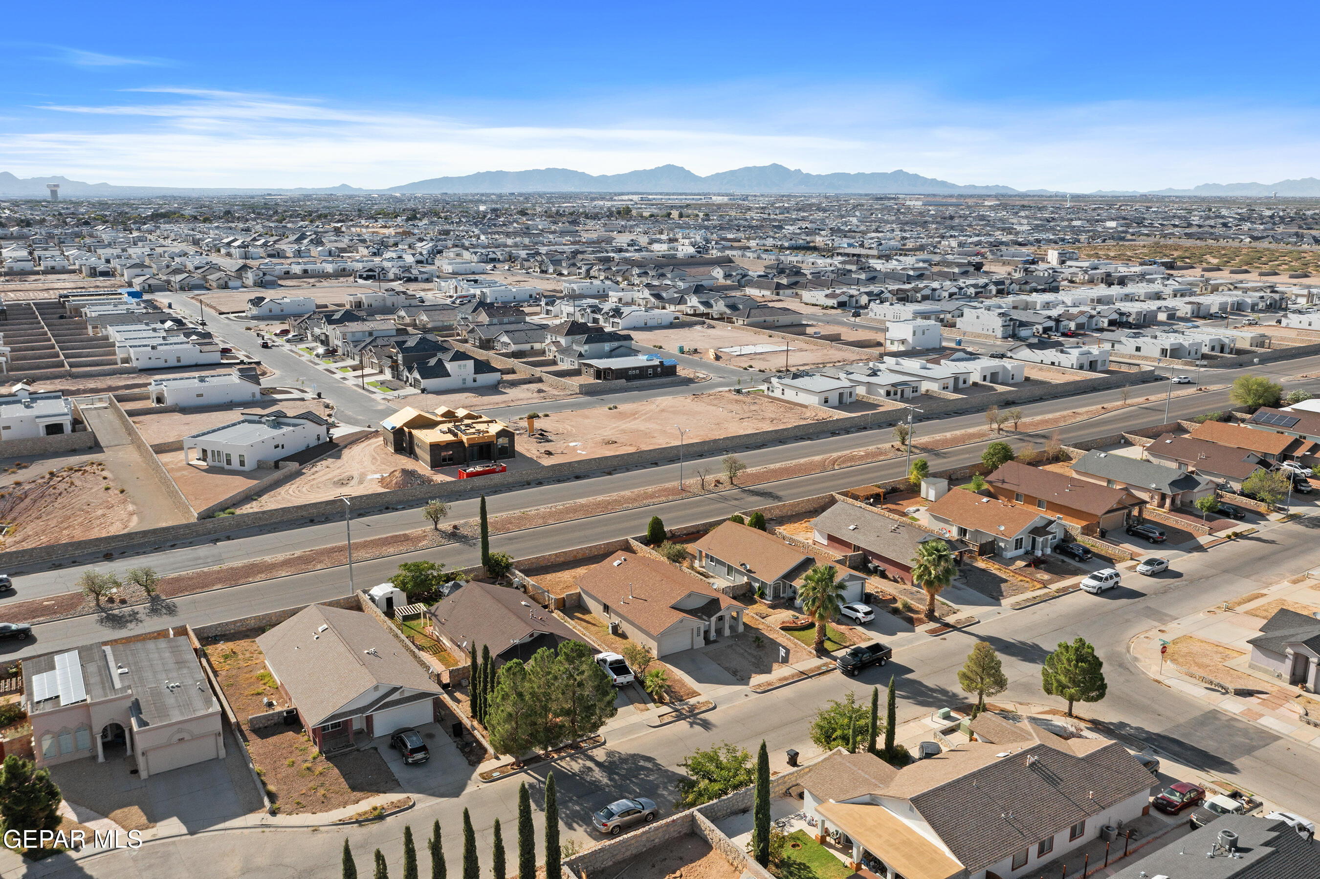 693 DESERT SAGE Drive