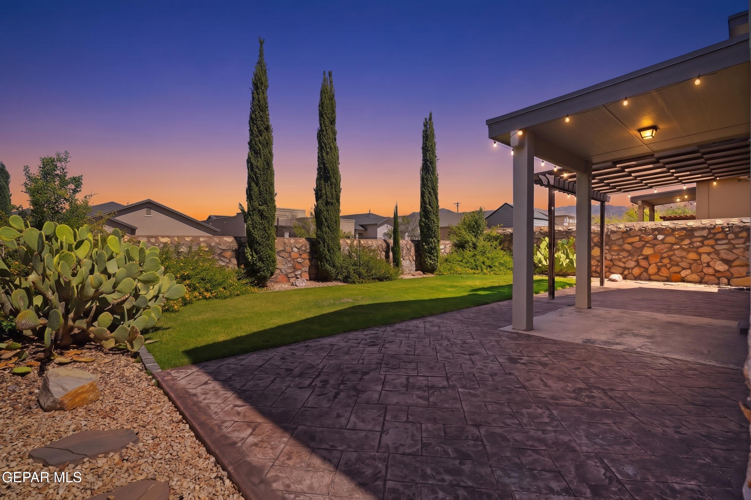7553 WOLF CREEK Drive