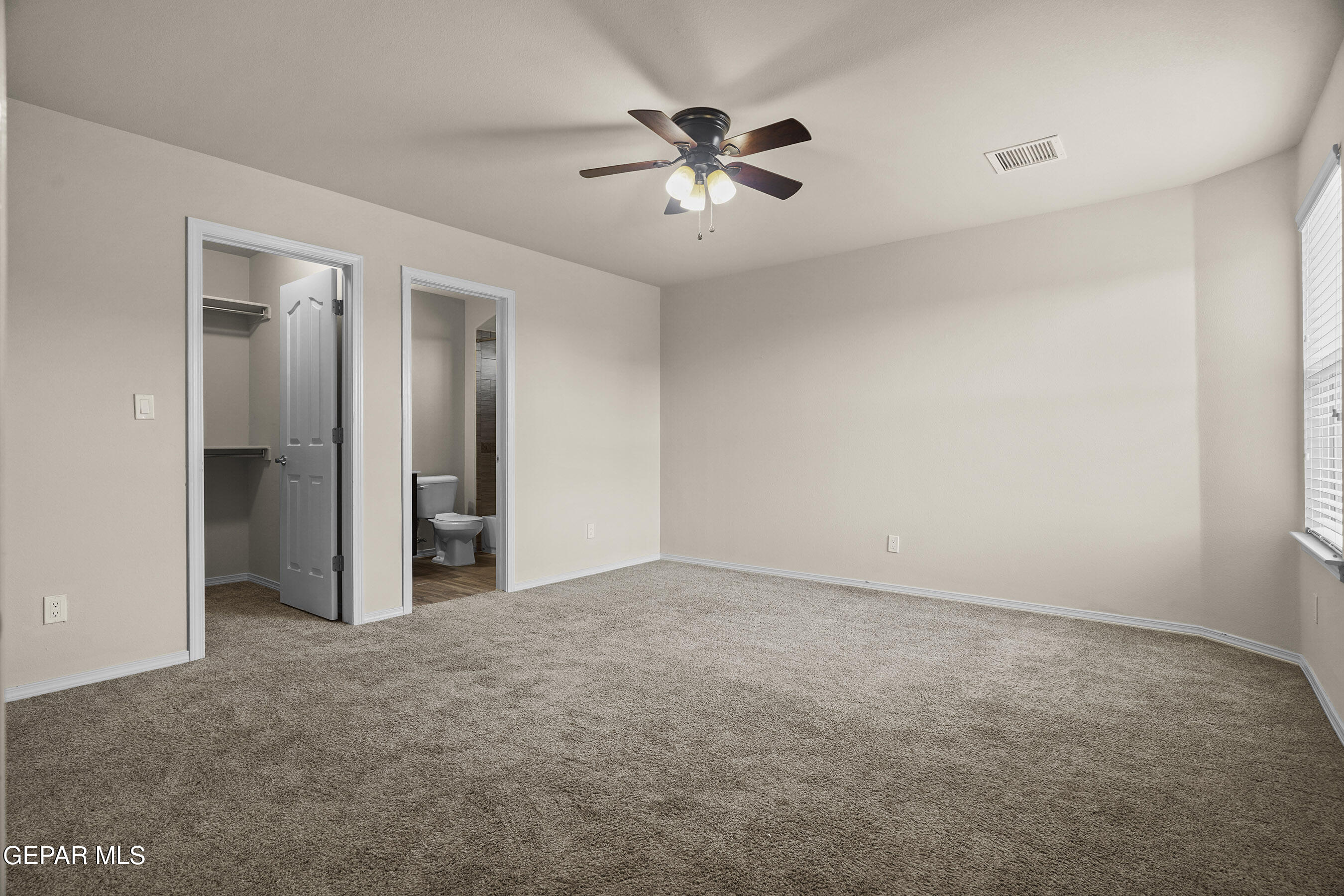 7553 WOLF CREEK Drive
