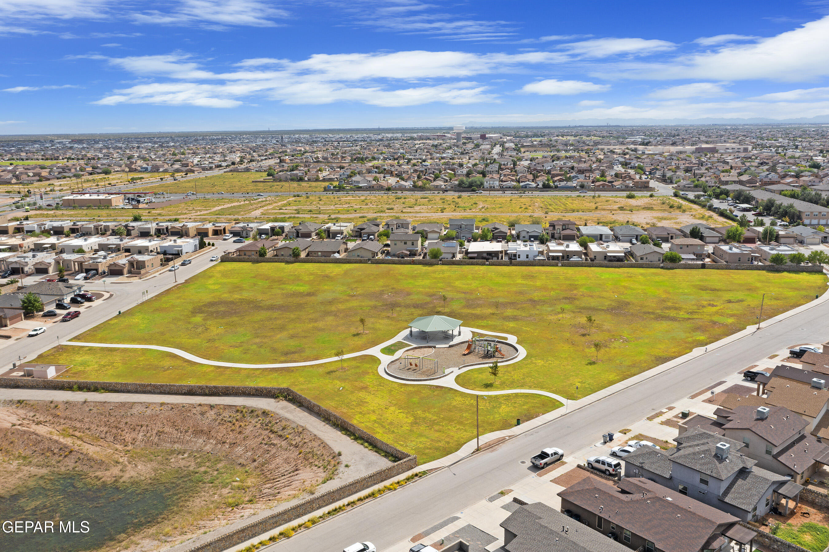 3853 LOMA CORTEZ Drive