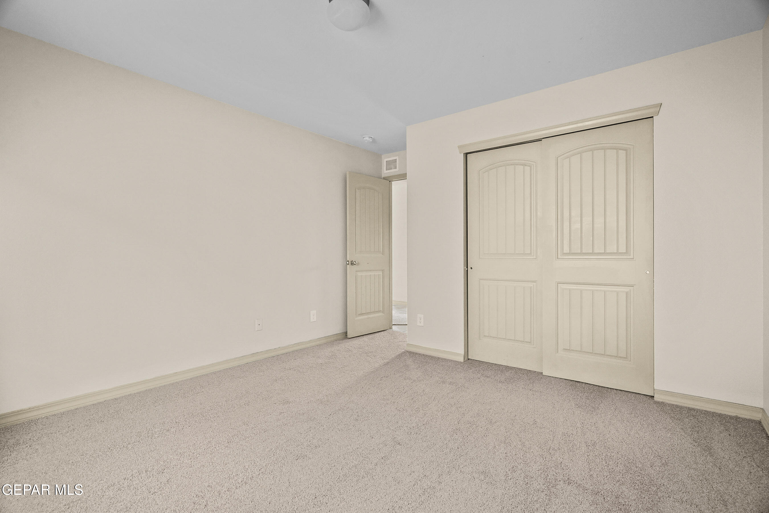 3853 LOMA CORTEZ Drive