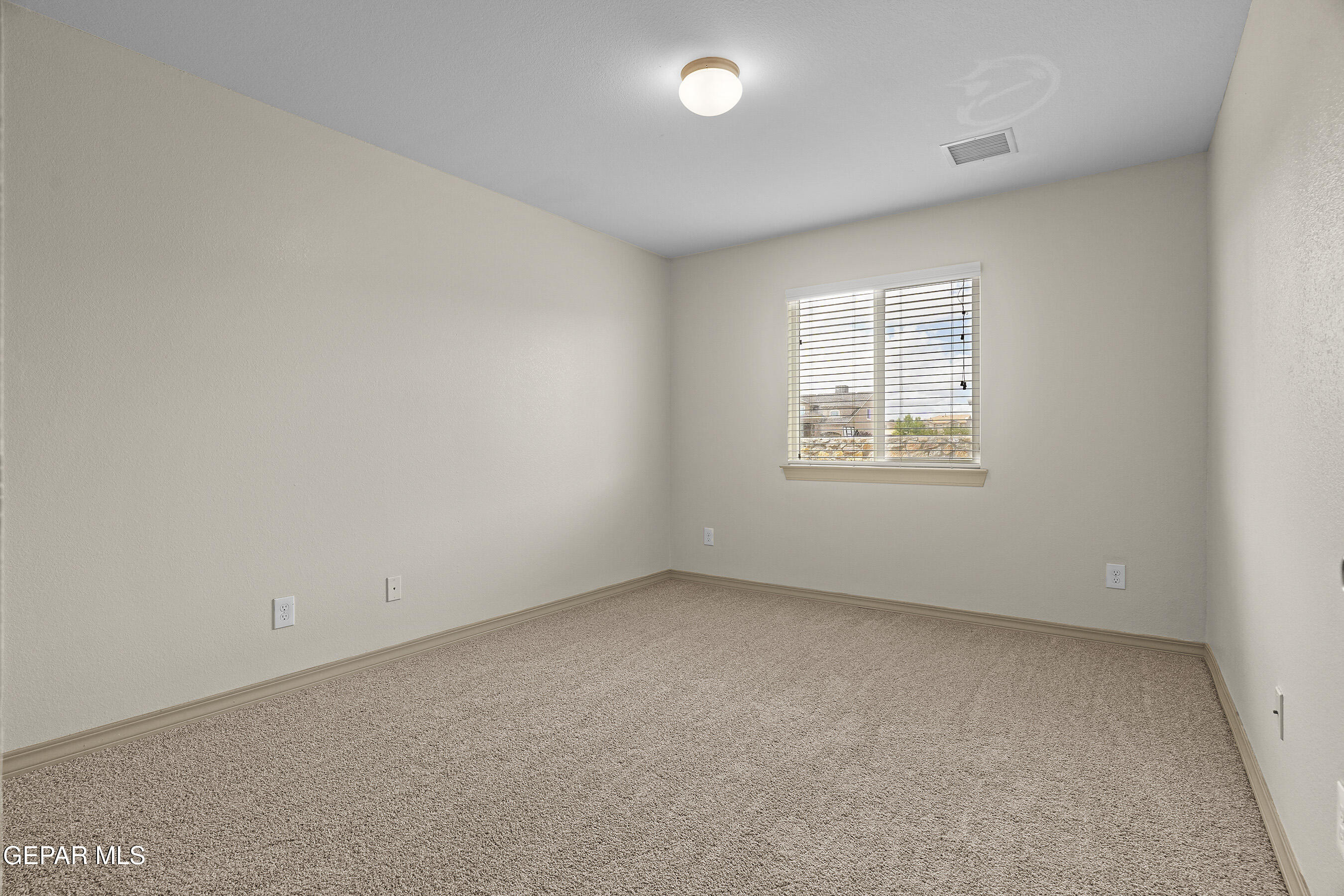 3853 LOMA CORTEZ Drive