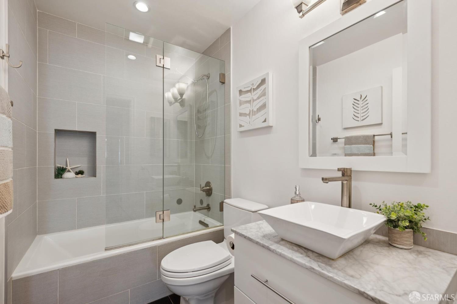 1365 Scott Street # 2