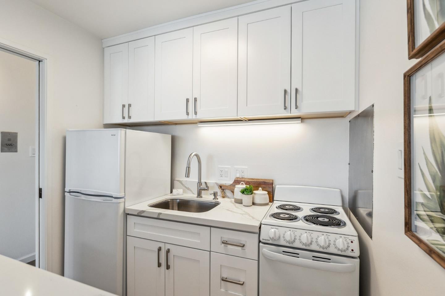 833 N Humboldt ST 501