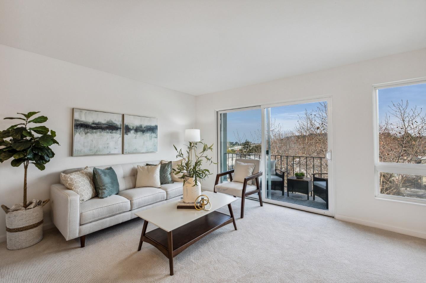 833 N Humboldt ST 501